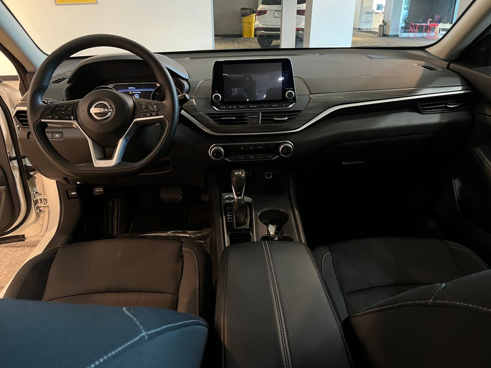Thumbnail: 2025 Nissan Altima - 28