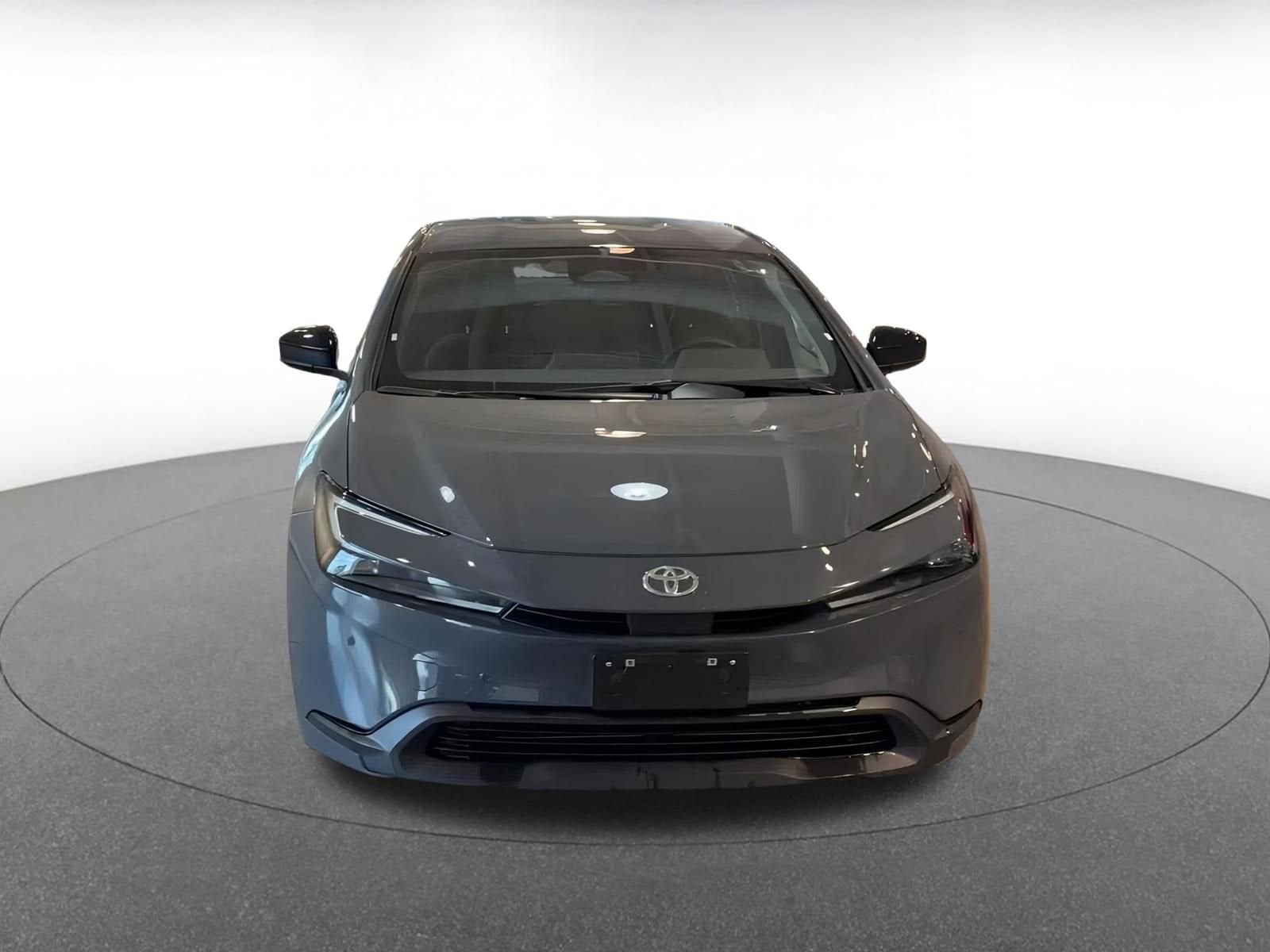 Thumbnail: 2025 Toyota Prius - 4