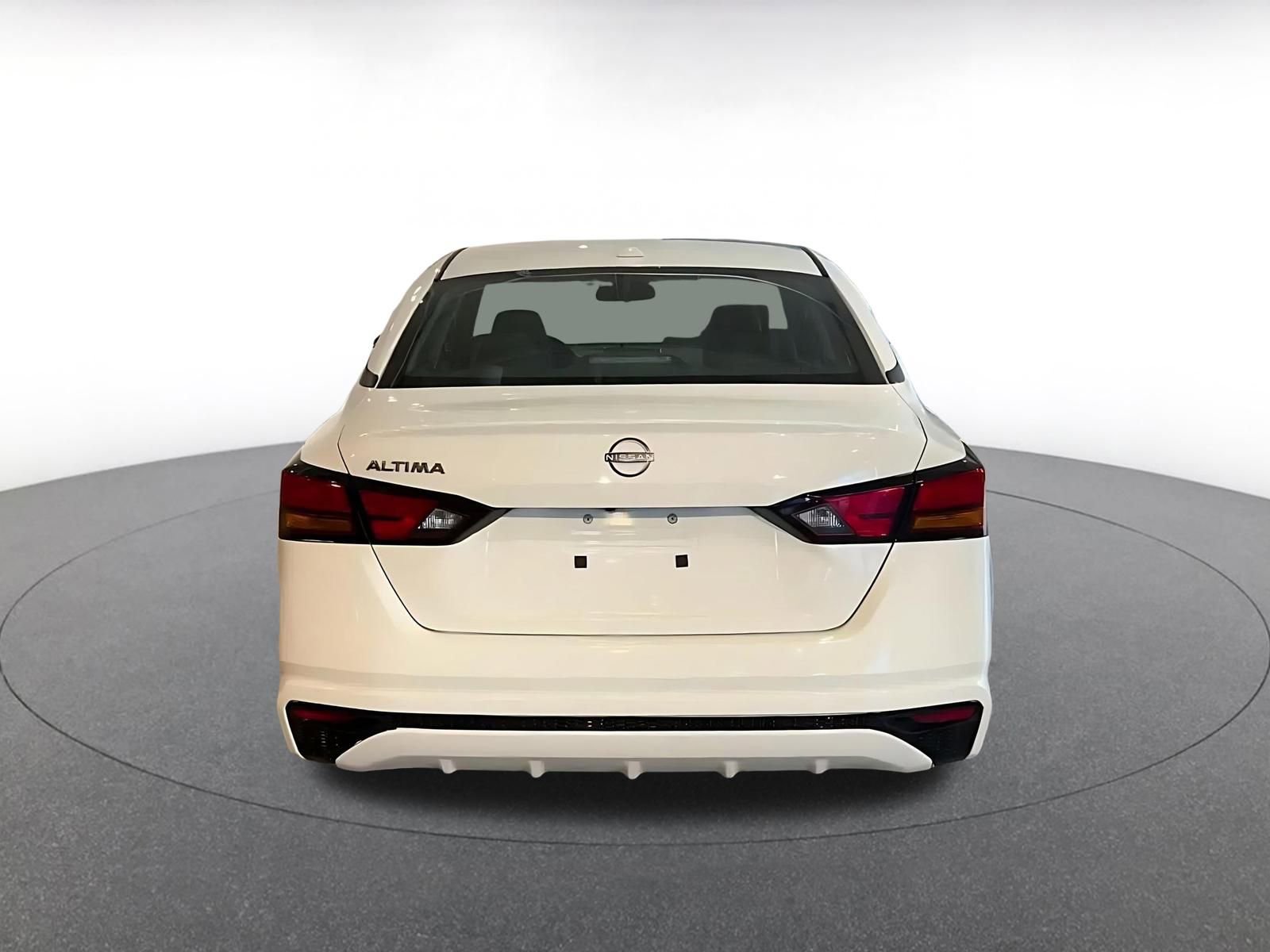 Thumbnail: 2025 Nissan Altima - 12