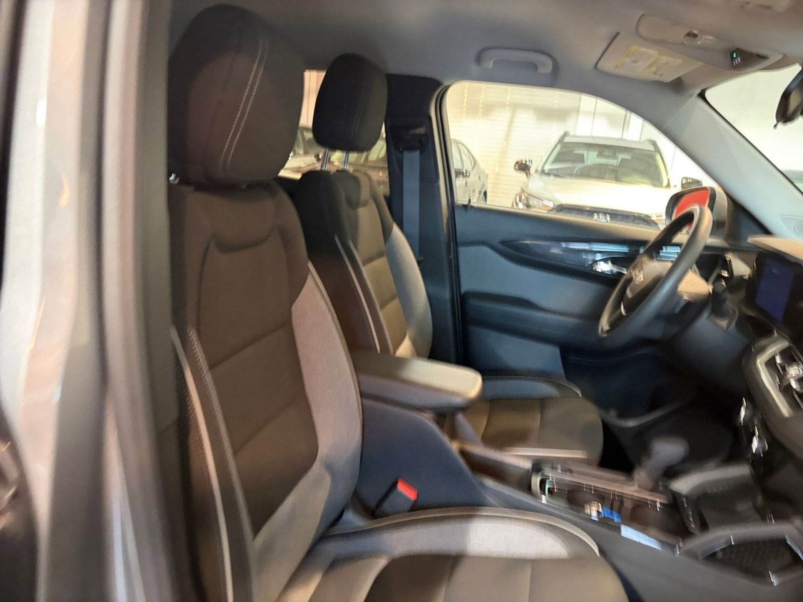 Thumbnail: 2025 Chevrolet TrailBlazer - 34