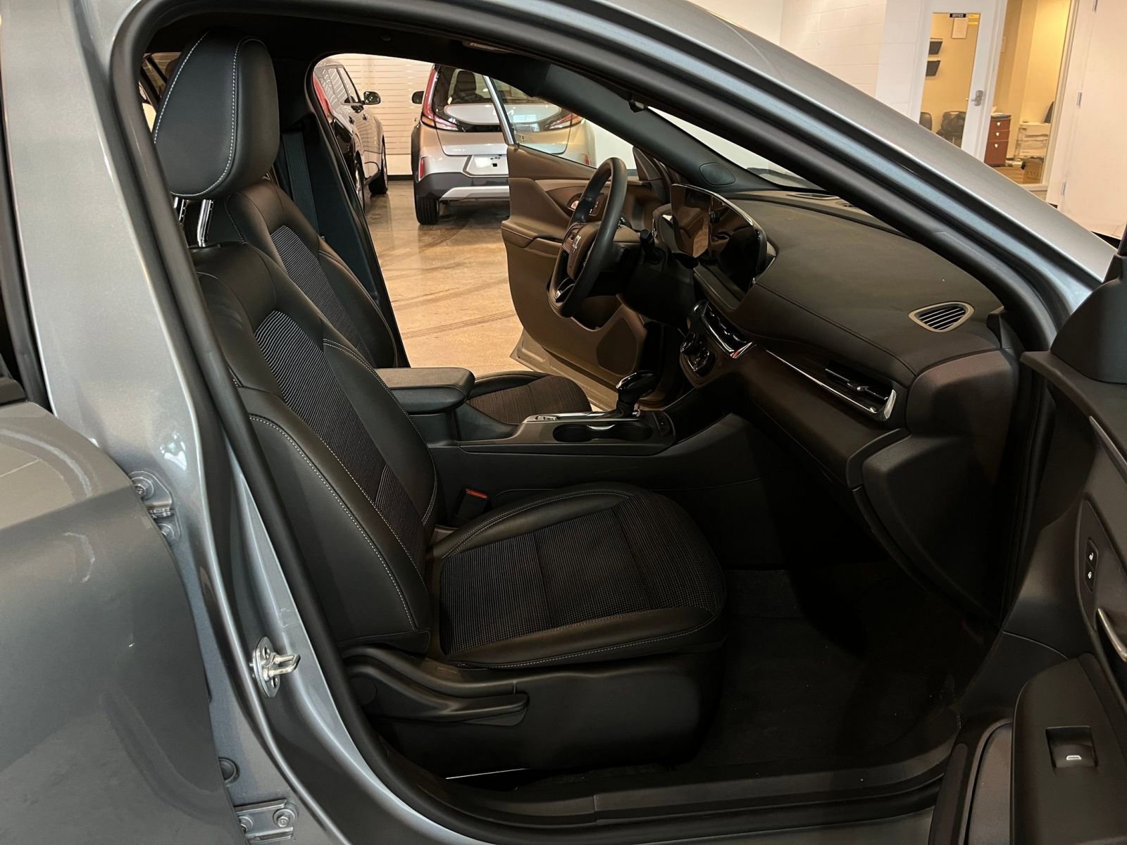 Thumbnail: 2025 Buick Envista - 35