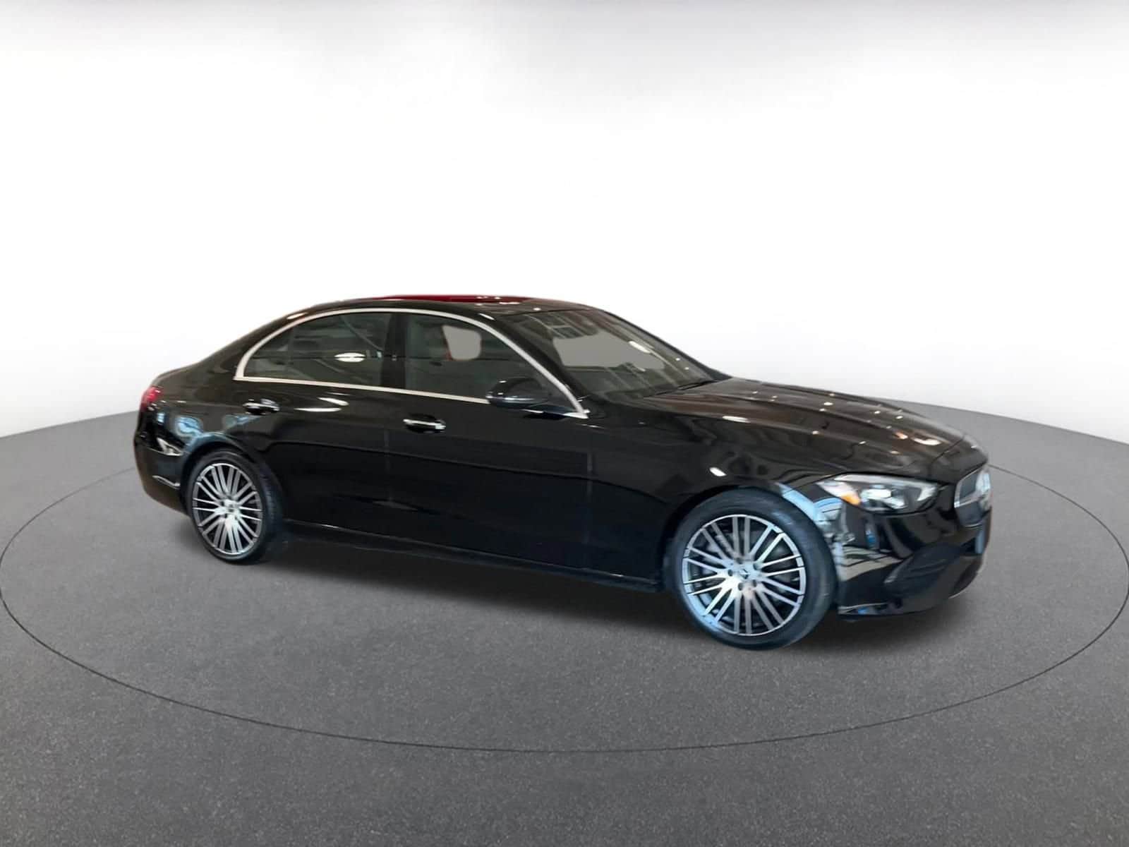 Thumbnail: 2024 Mercedes-Benz C-Class - 2