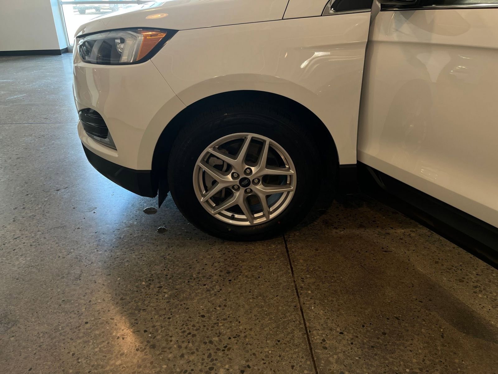 Thumbnail: 2023 Ford Edge - 30