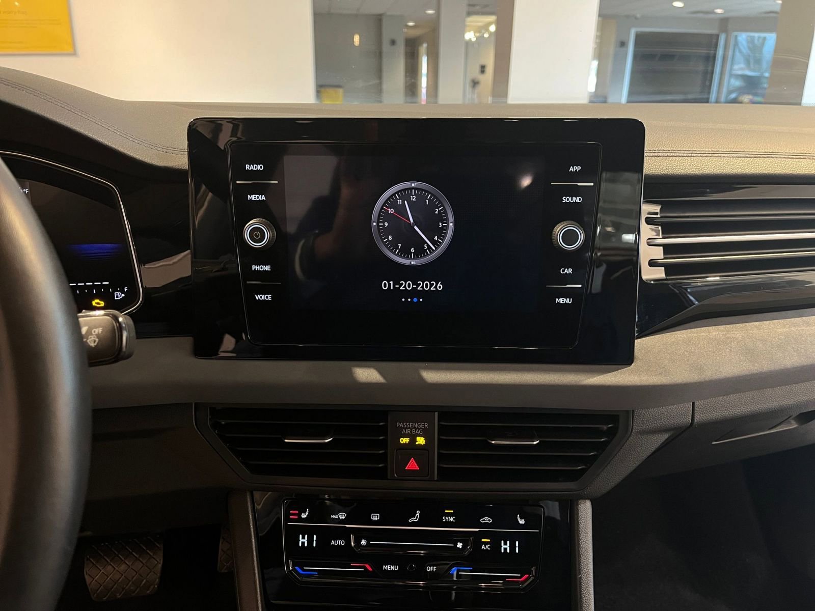 Thumbnail: 2025 Volkswagen Jetta - 21