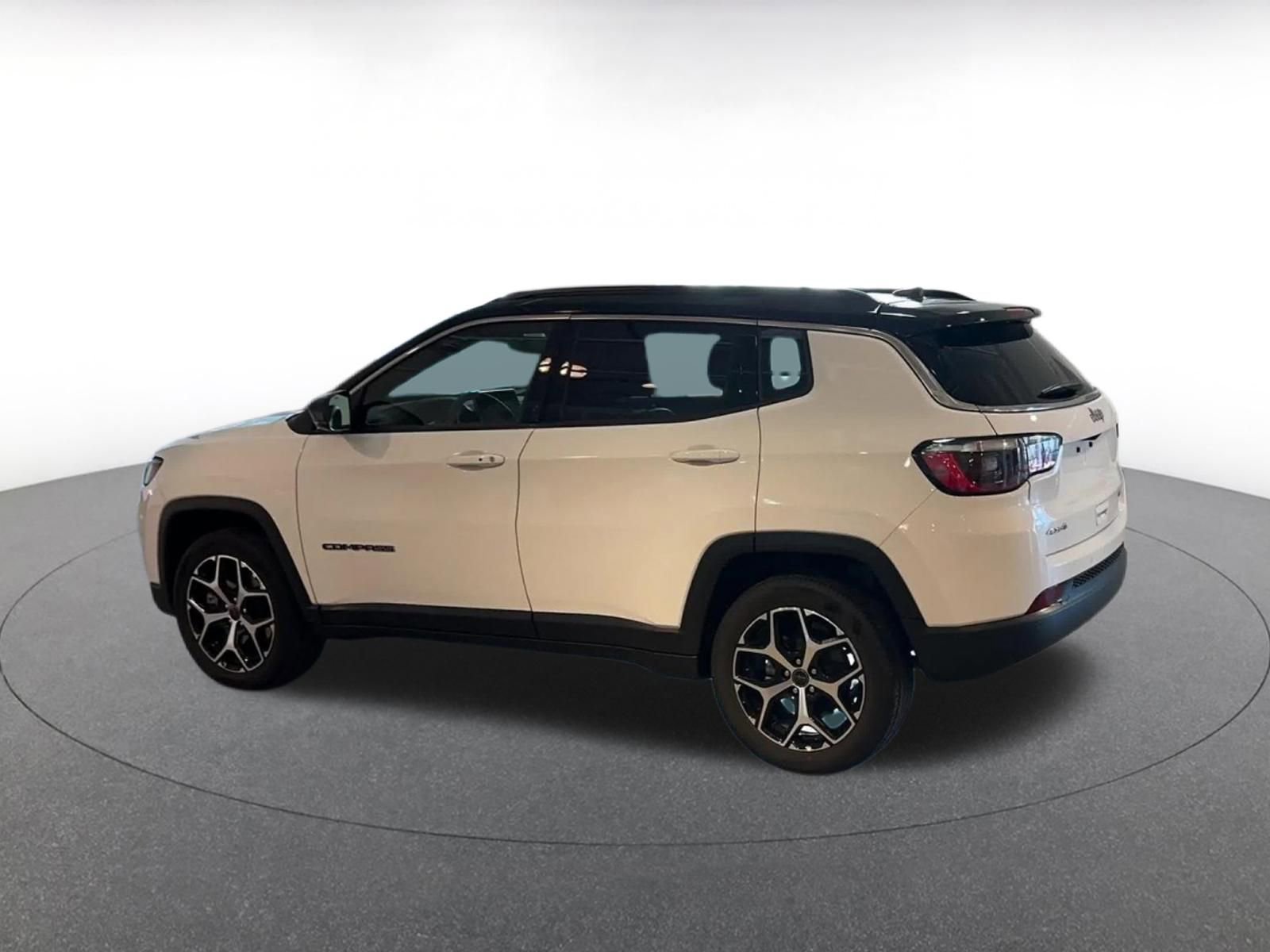 Thumbnail: 2025 Jeep Compass - 10