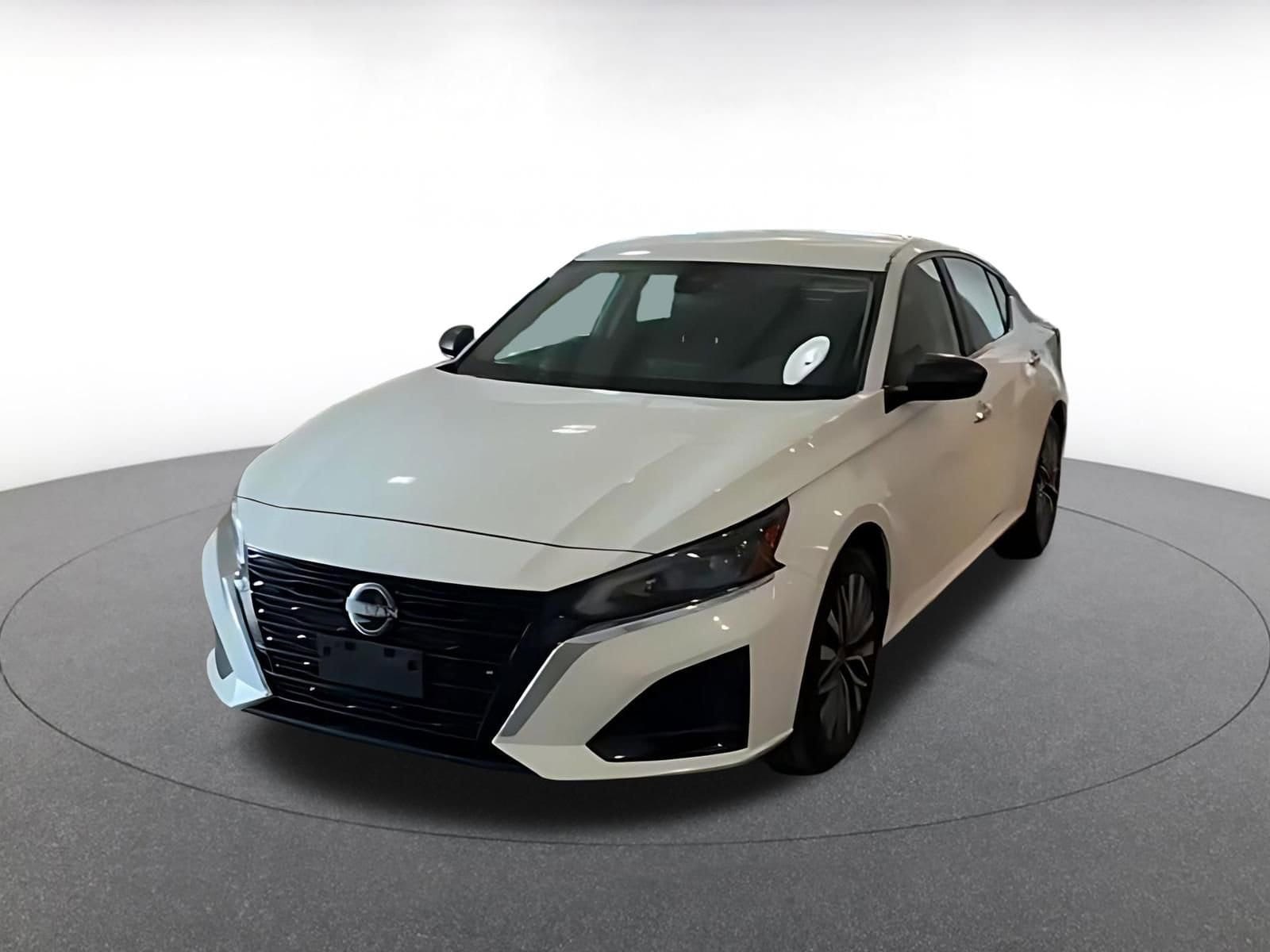 Thumbnail: 2025 Nissan Altima - 4