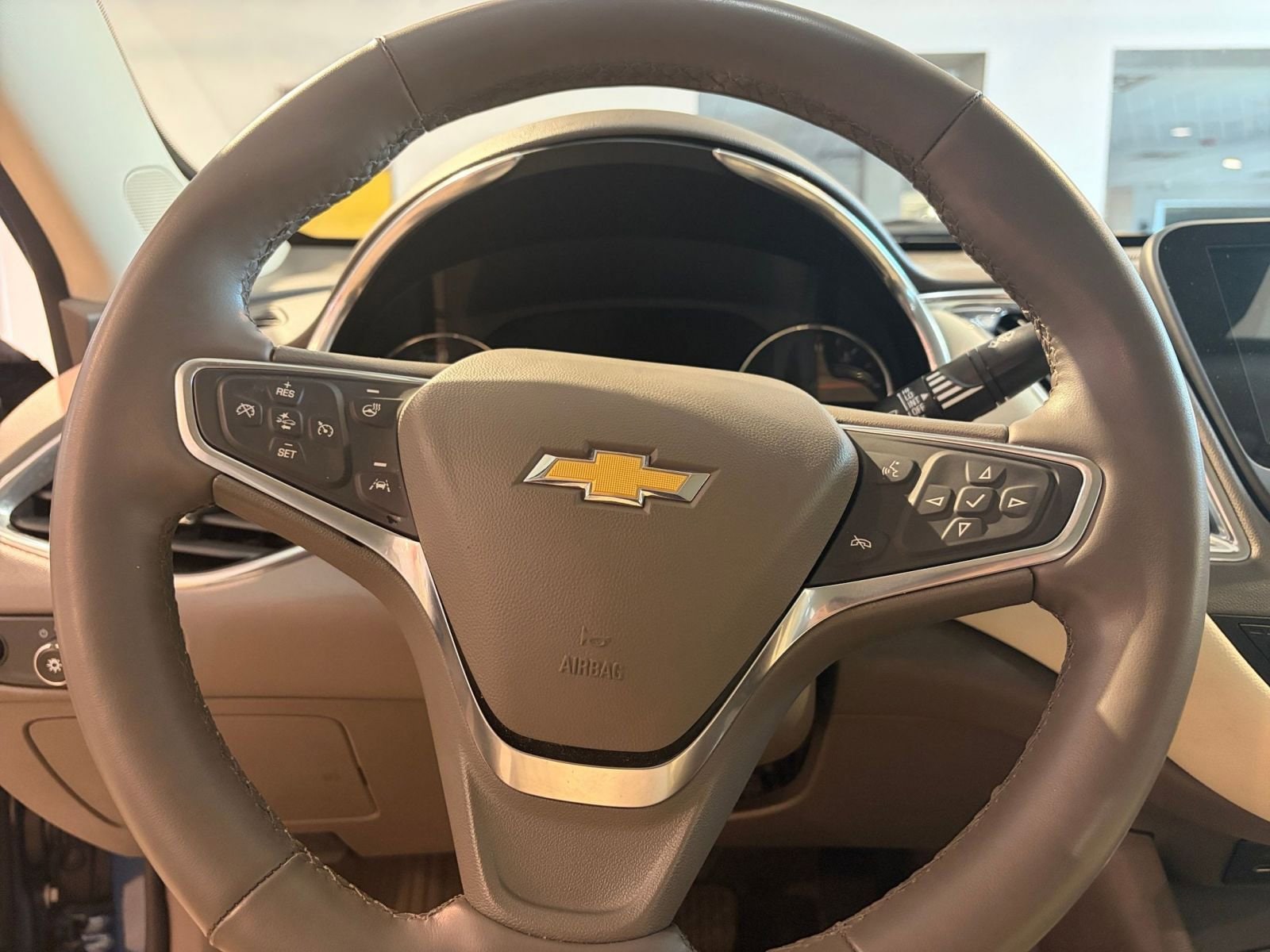 Thumbnail: 2024 Chevrolet Malibu - 28