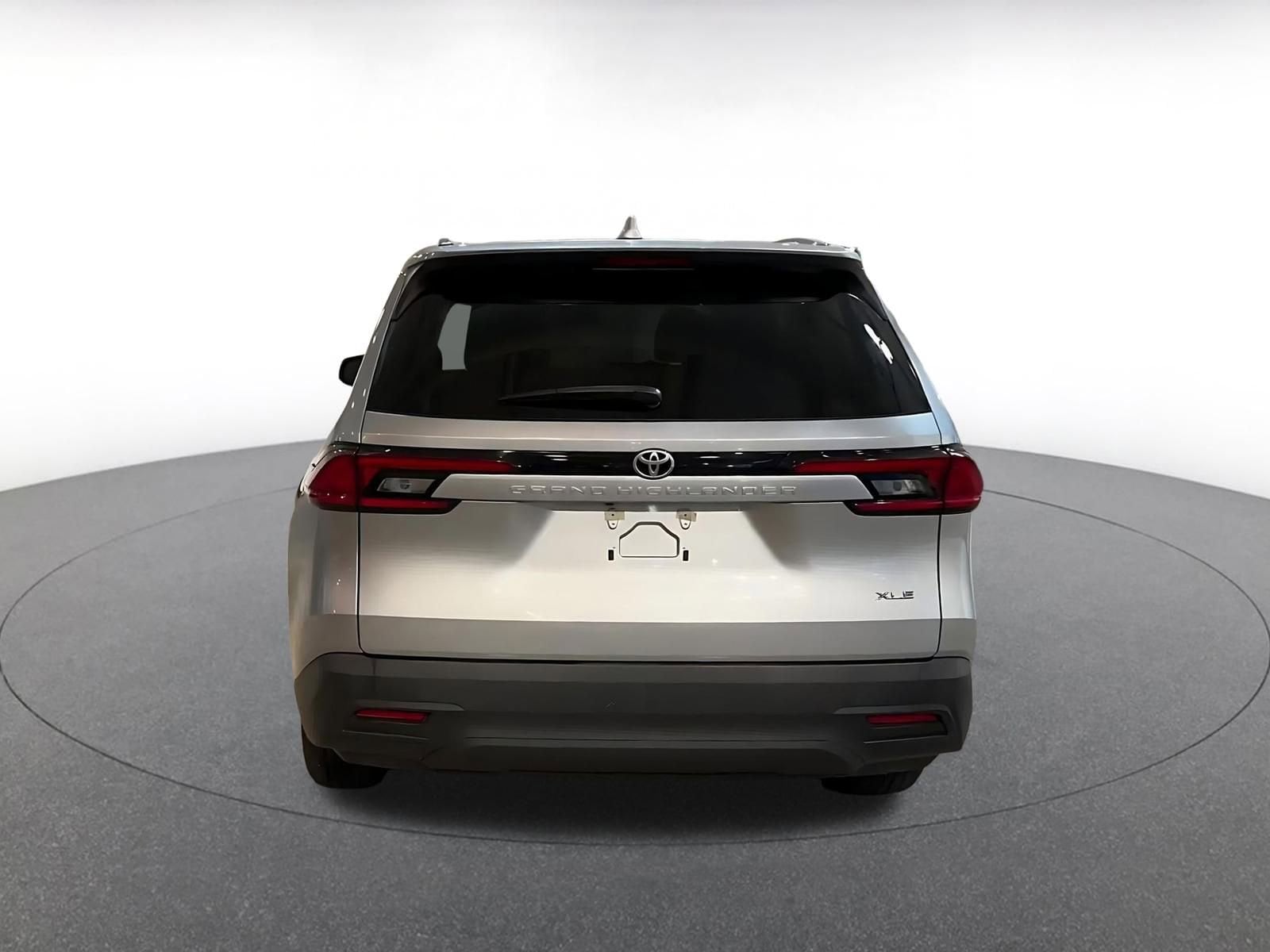 Thumbnail: 2025 Toyota Grand Highlander - 12