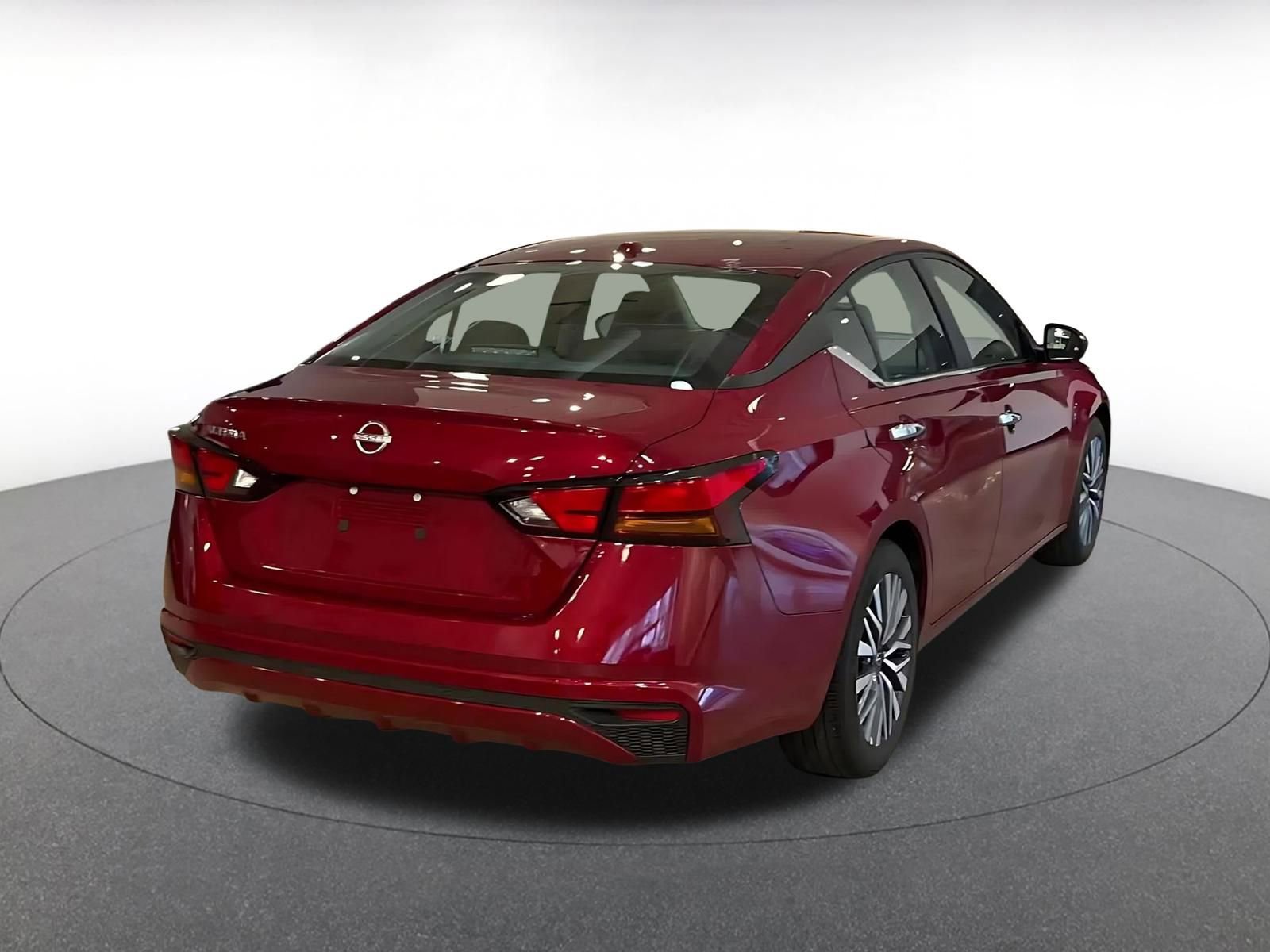 Thumbnail: 2025 Nissan Altima - 15