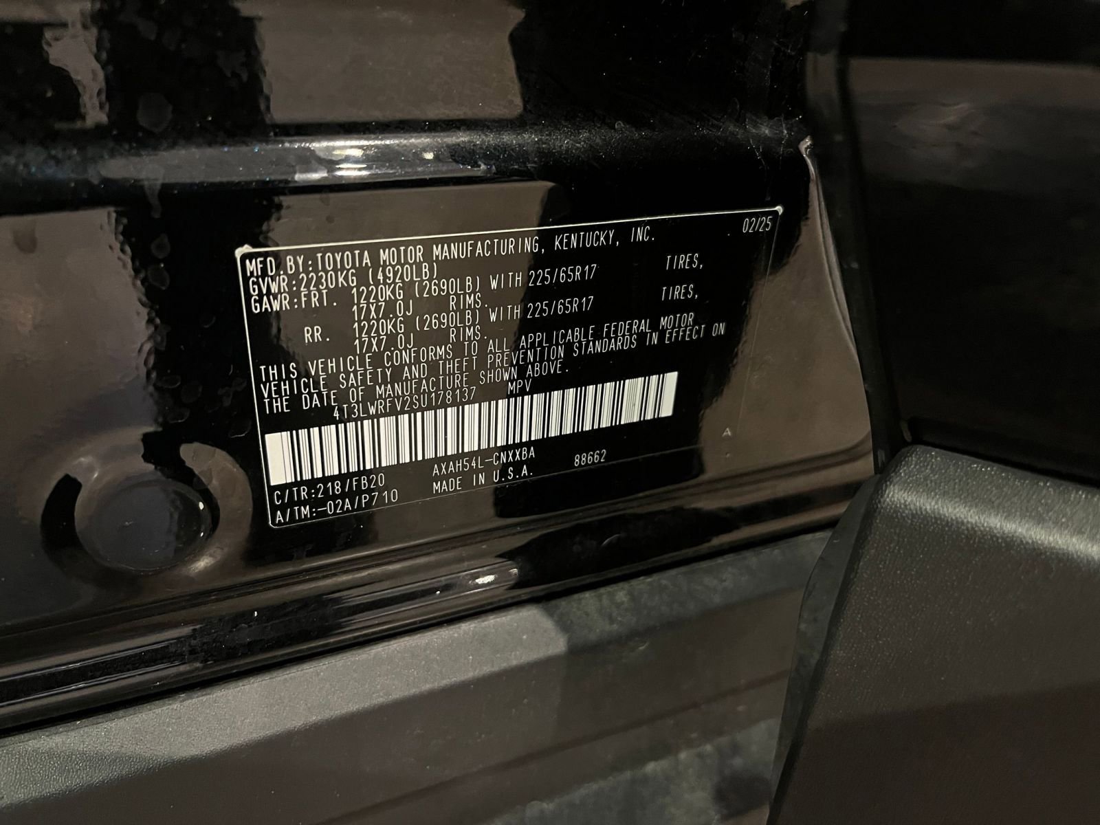 Thumbnail: 2025 Toyota RAV4 - 29