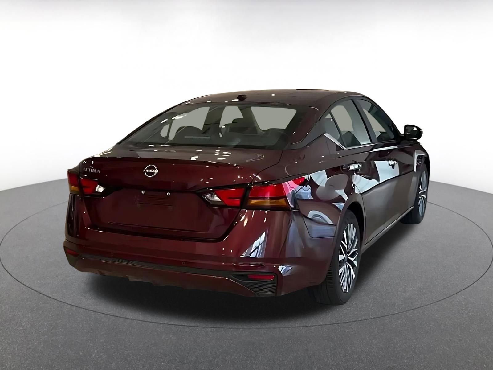 Thumbnail: 2025 Nissan Altima - 15