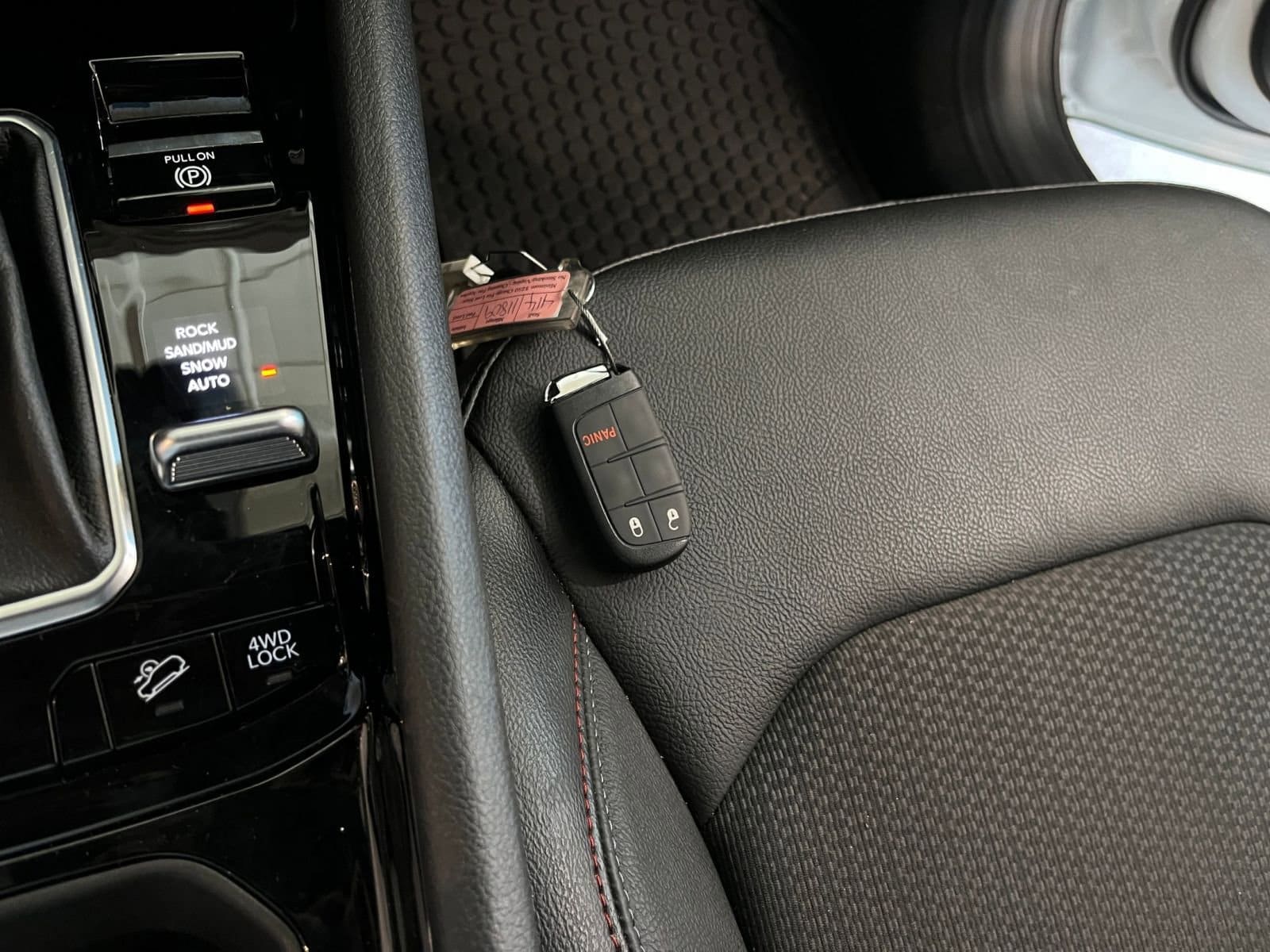 Thumbnail: 2025 Jeep Compass - 21