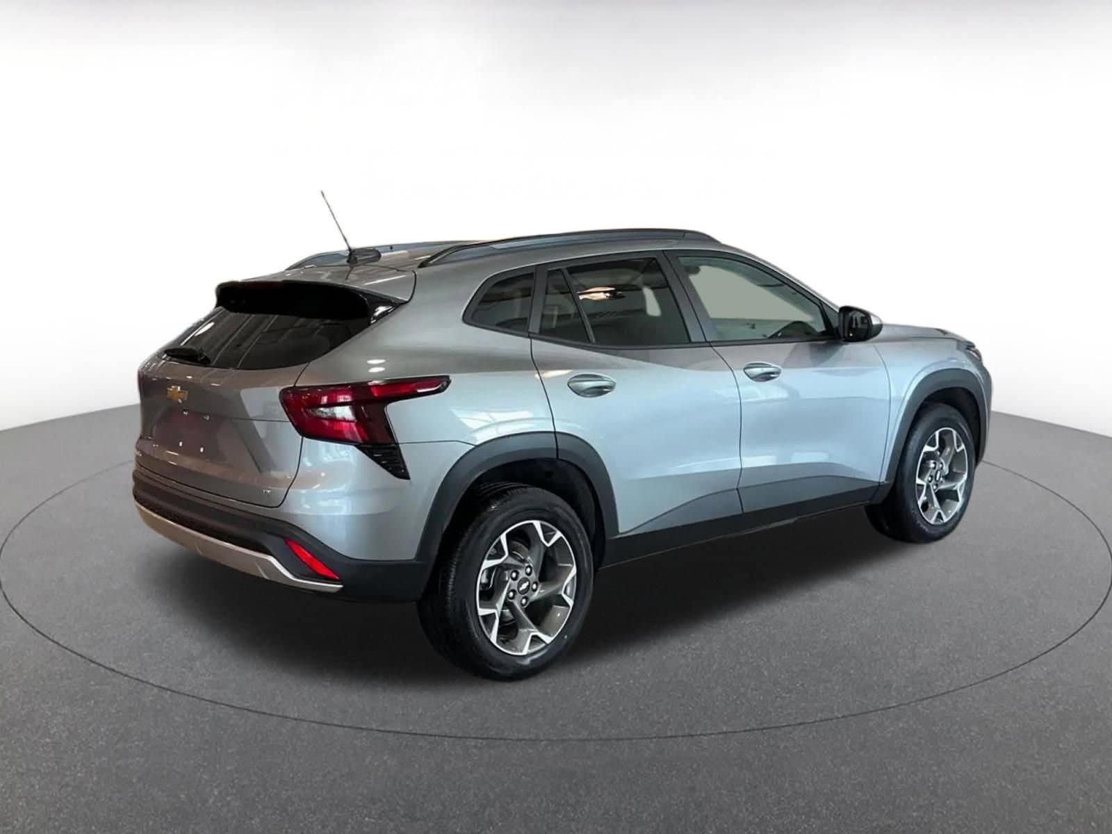 Thumbnail: 2025 Chevrolet Trax - 14