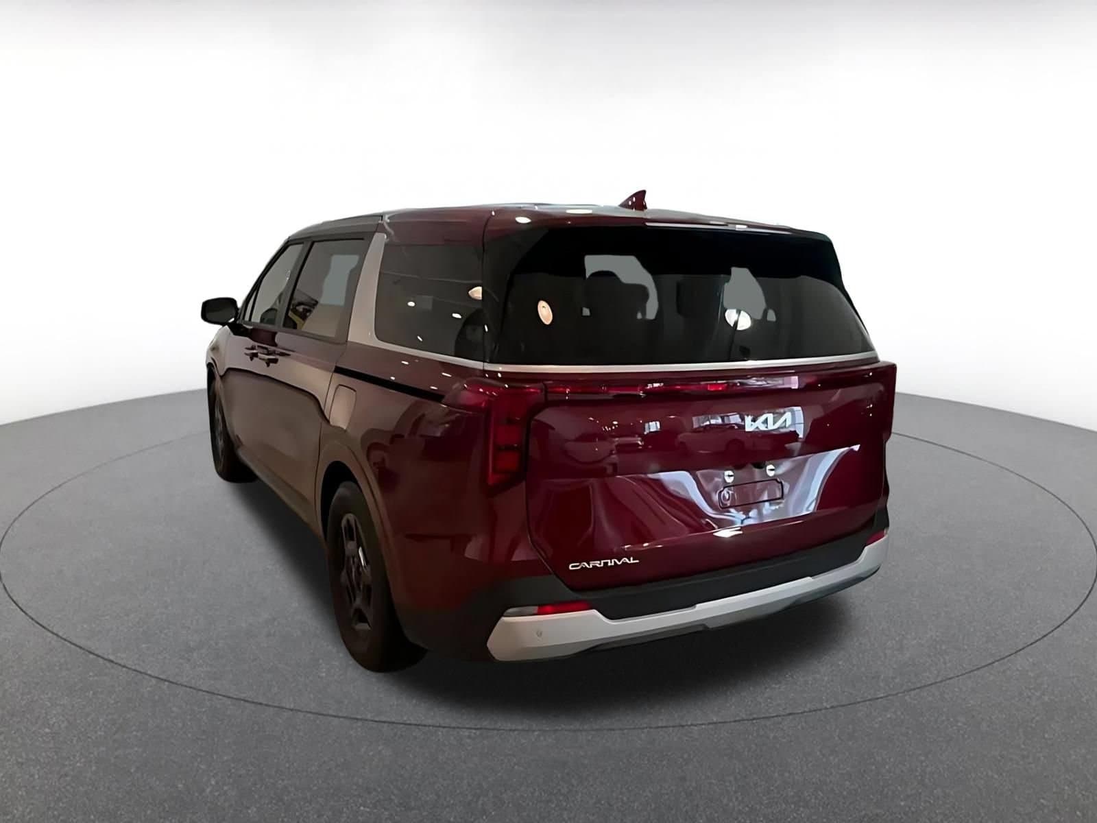 Thumbnail: 2026 Kia Carnival - 9