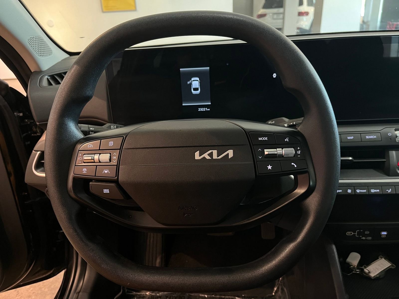 Thumbnail: 2025 Kia K4 - 28