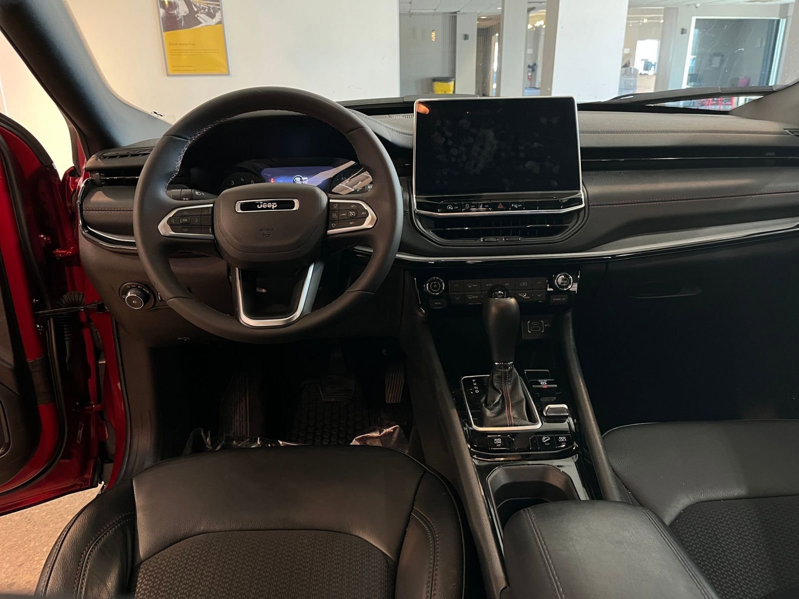 Thumbnail: 2025 Jeep Compass - 34