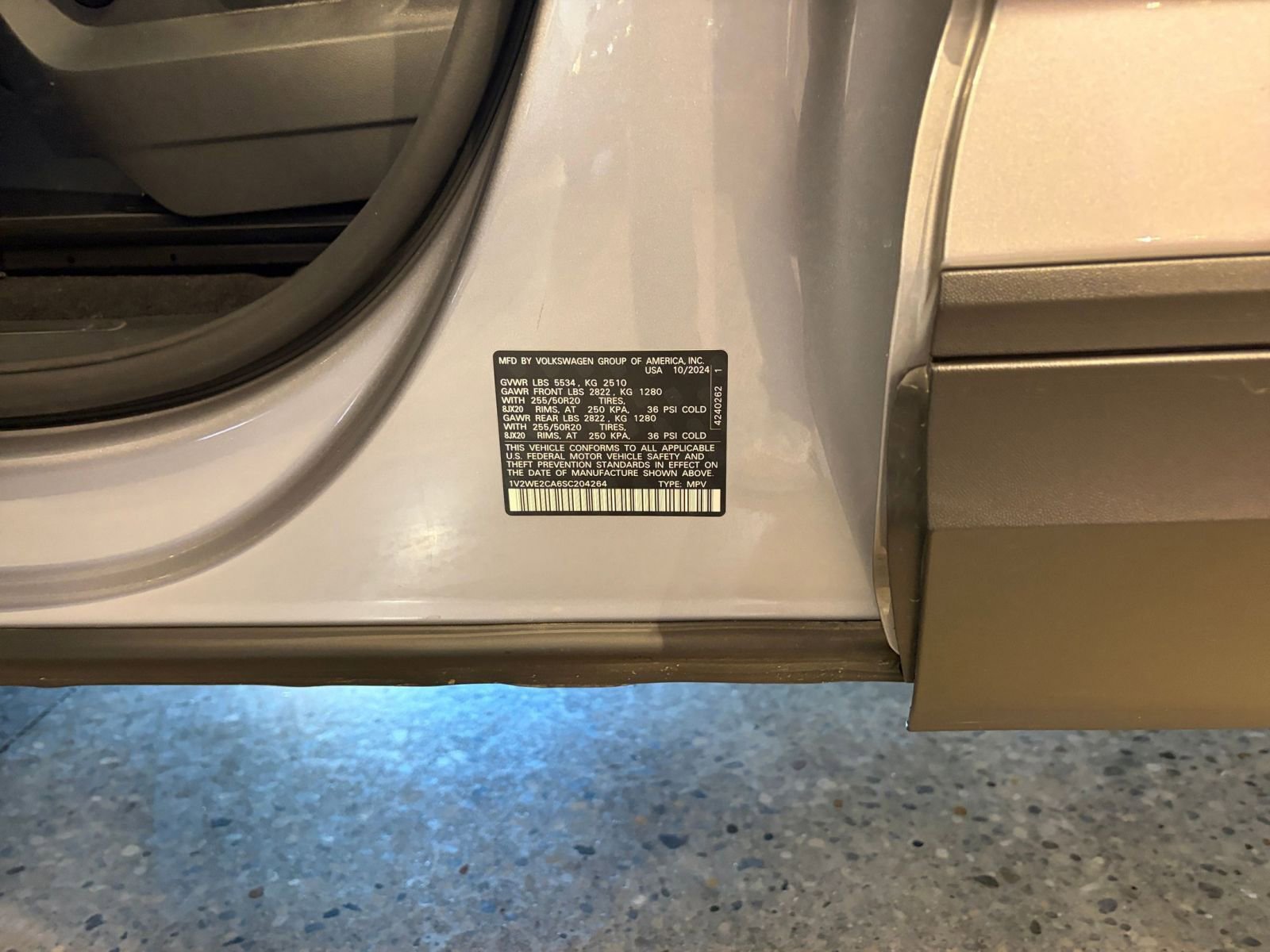 Thumbnail: 2025 Volkswagen Atlas - 30