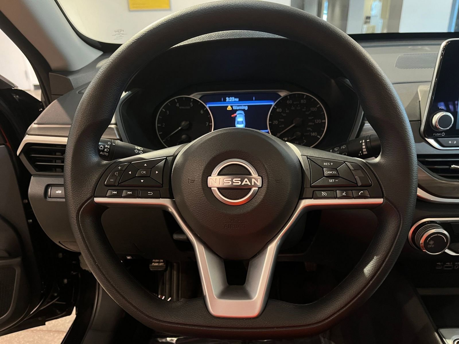 Thumbnail: 2025 Nissan Altima - 28