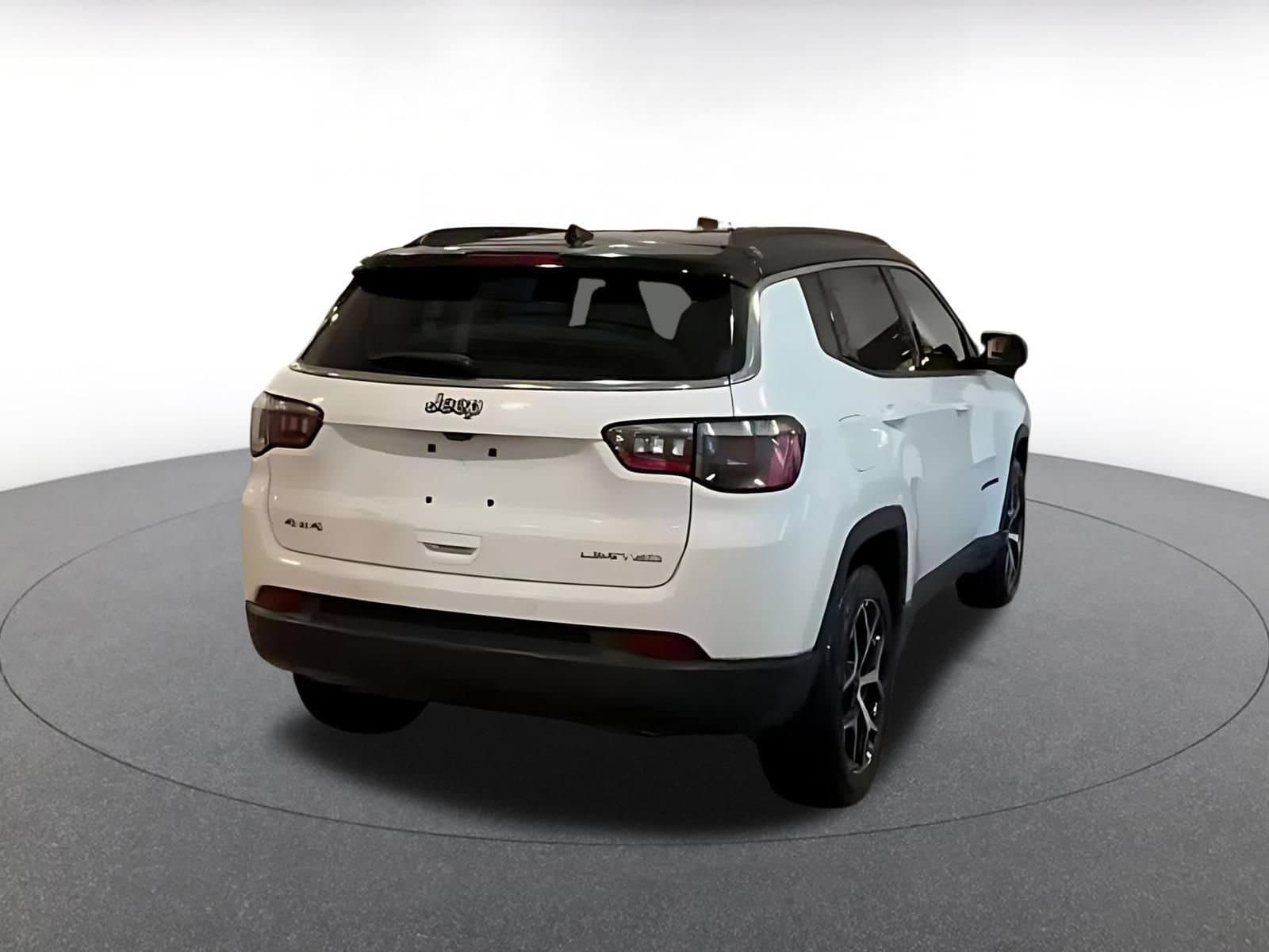 Thumbnail: 2025 Jeep Compass - 13
