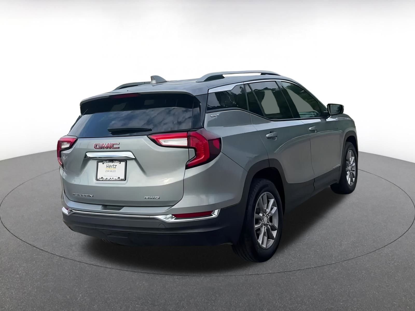Thumbnail: 2024 GMC Terrain - 14