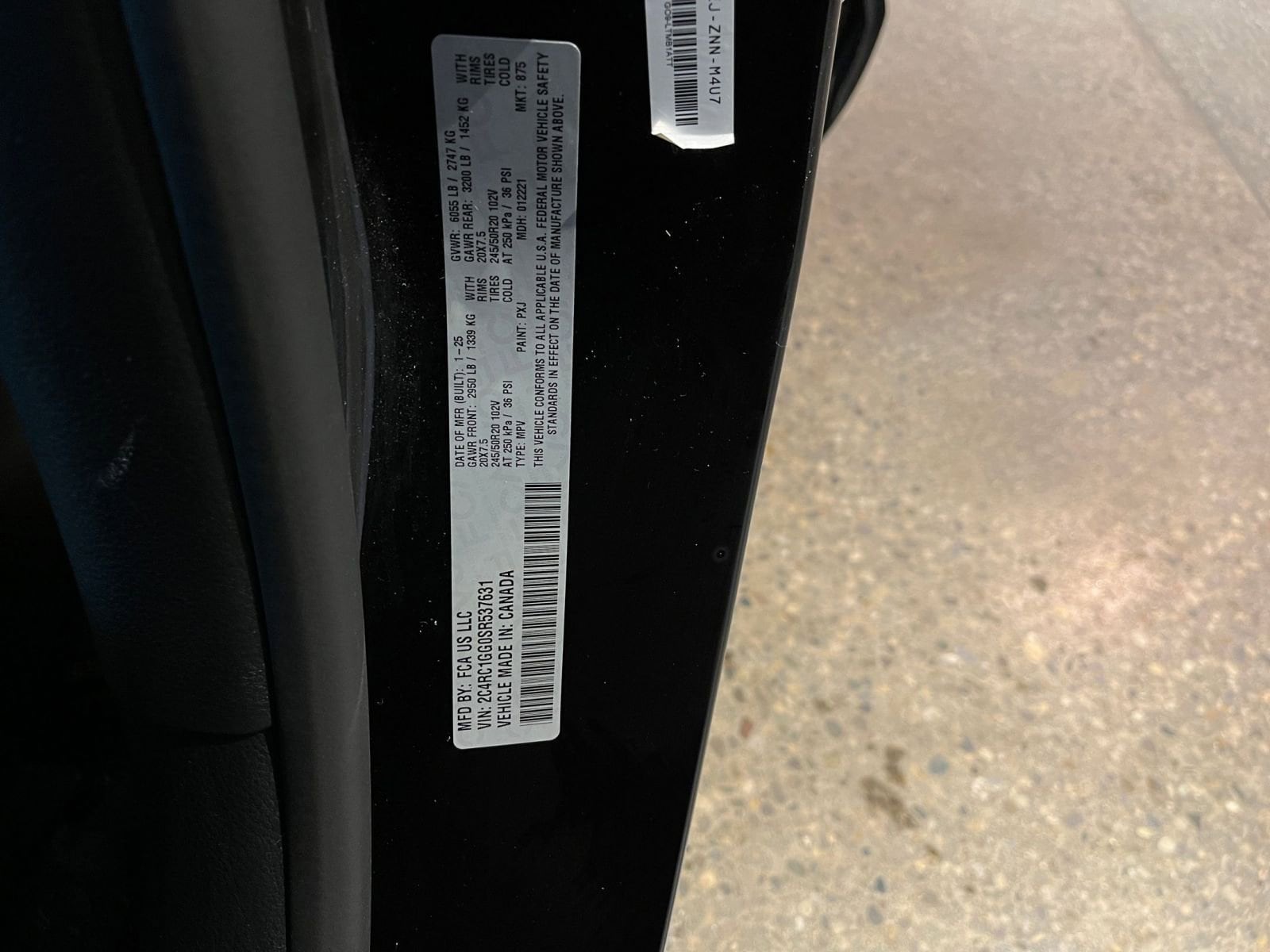 Thumbnail: 2025 Chrysler Pacifica - 33