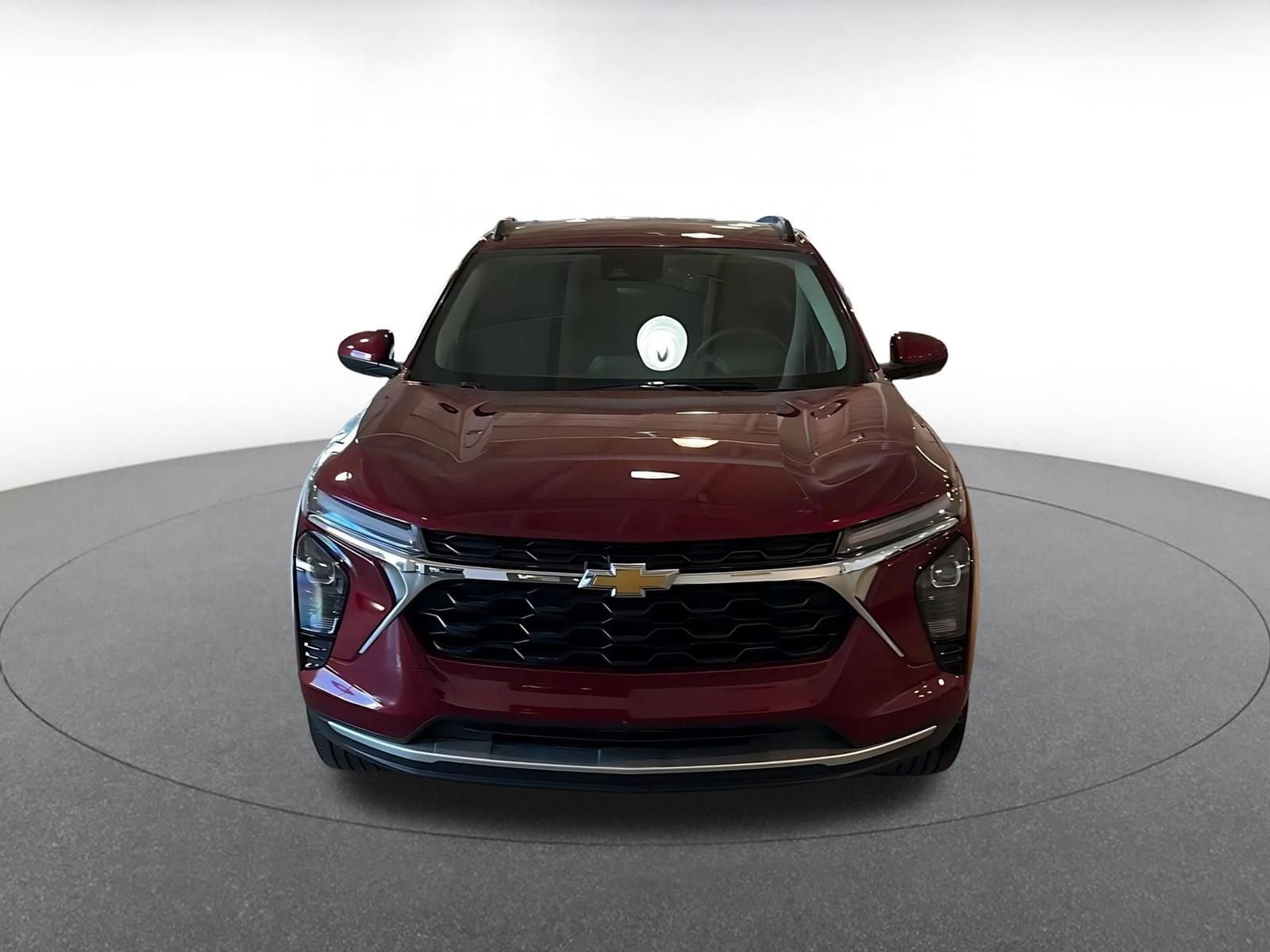 Thumbnail: 2025 Chevrolet Trax - 4