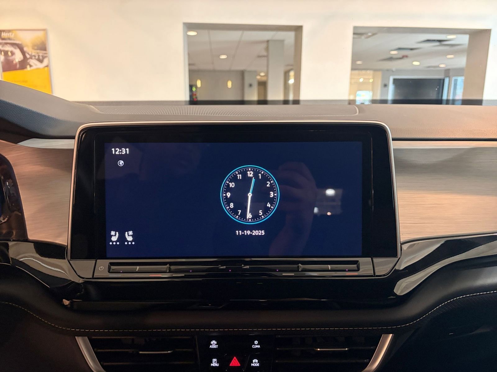 Thumbnail: 2025 Volkswagen Atlas - 20