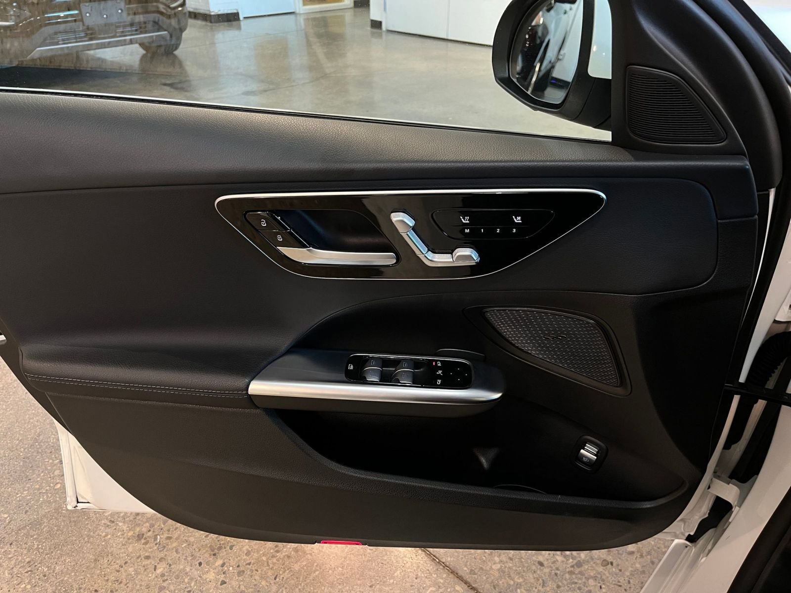 Thumbnail: 2024 Mercedes-Benz C-Class - 20