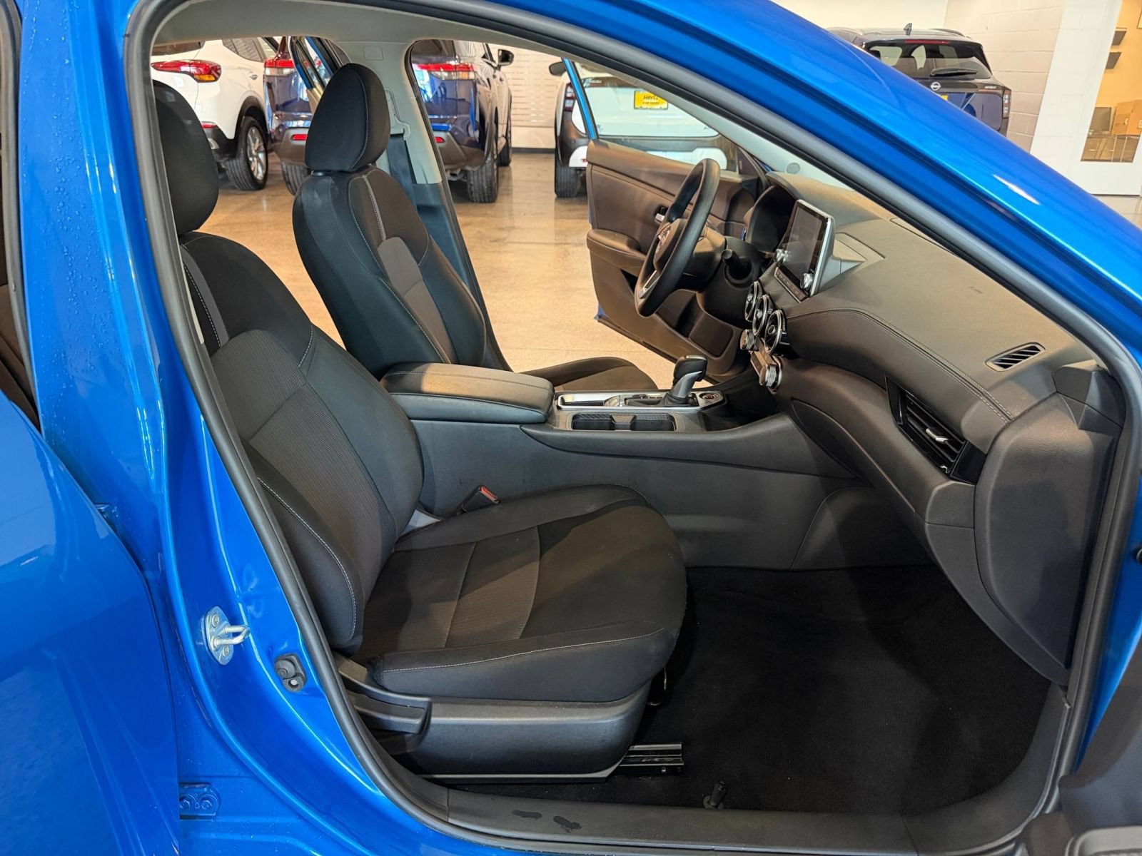 Thumbnail: 2025 Nissan Sentra - 35