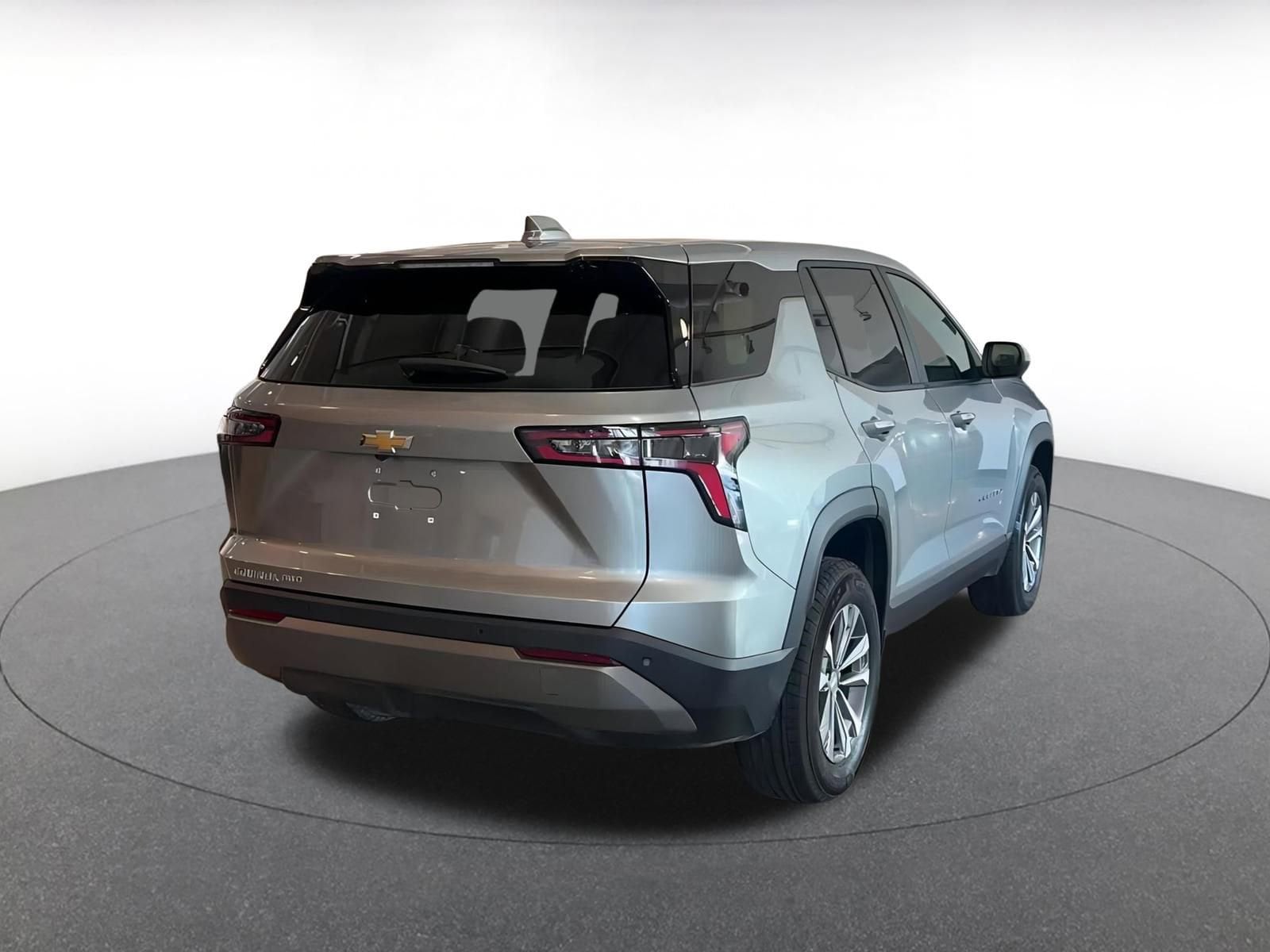 Thumbnail: 2025 Chevrolet Equinox - 14