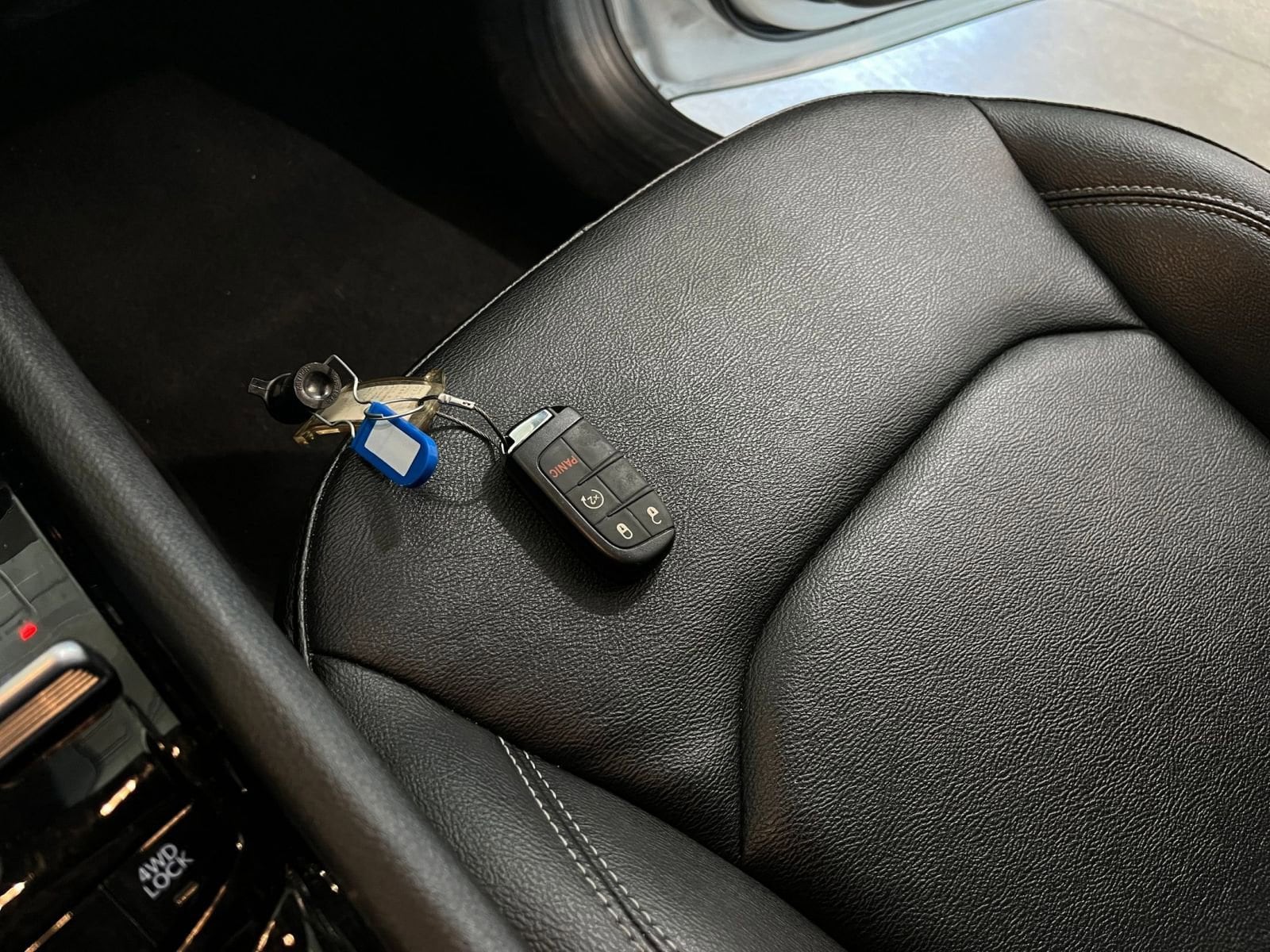 Thumbnail: 2025 Jeep Compass - 21