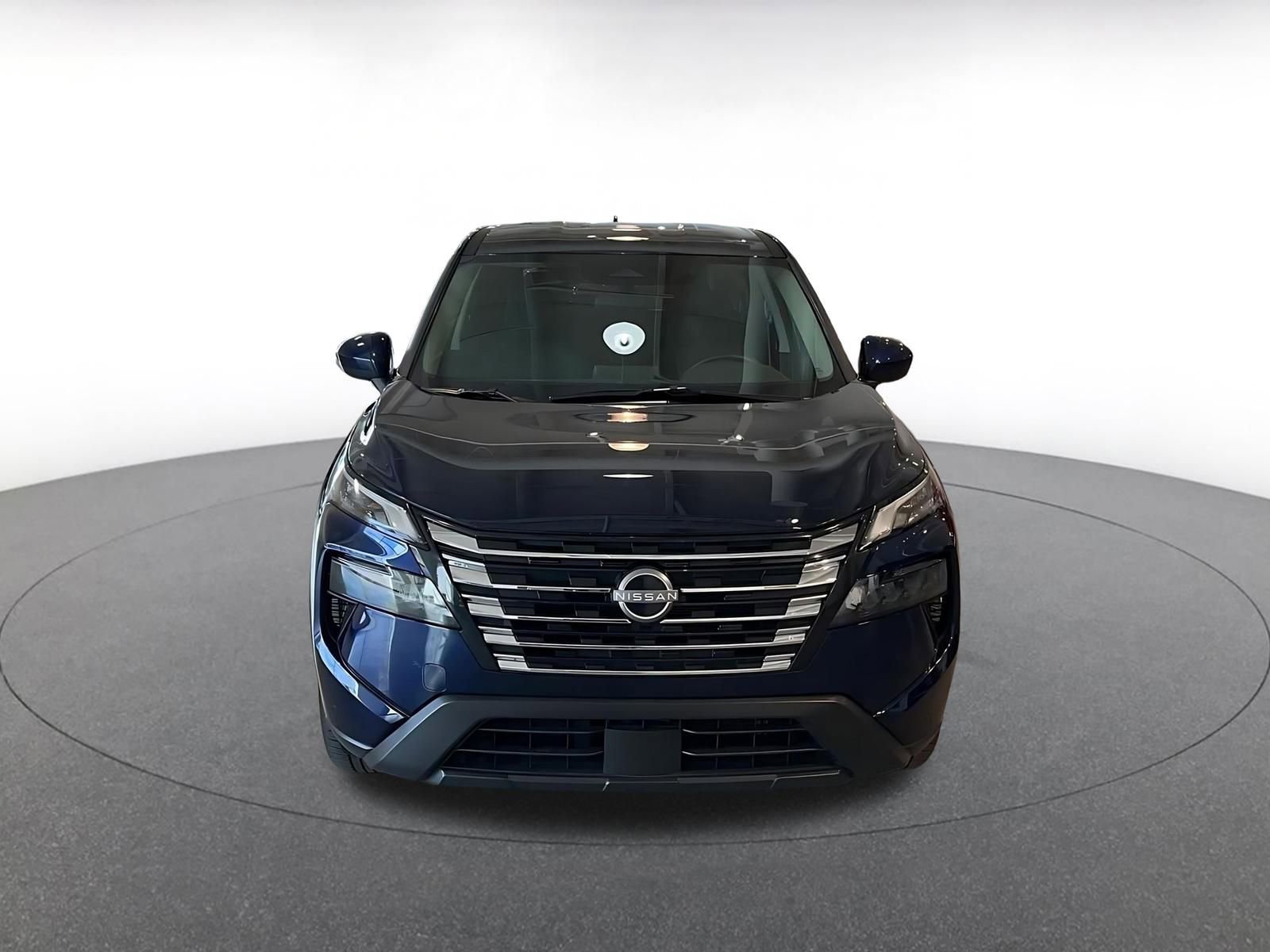 Thumbnail: 2025 Nissan Rogue - 4