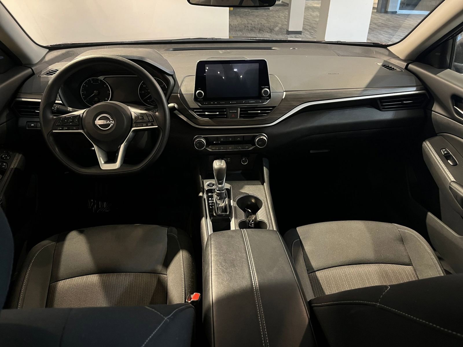 Thumbnail: 2025 Nissan Altima - 33