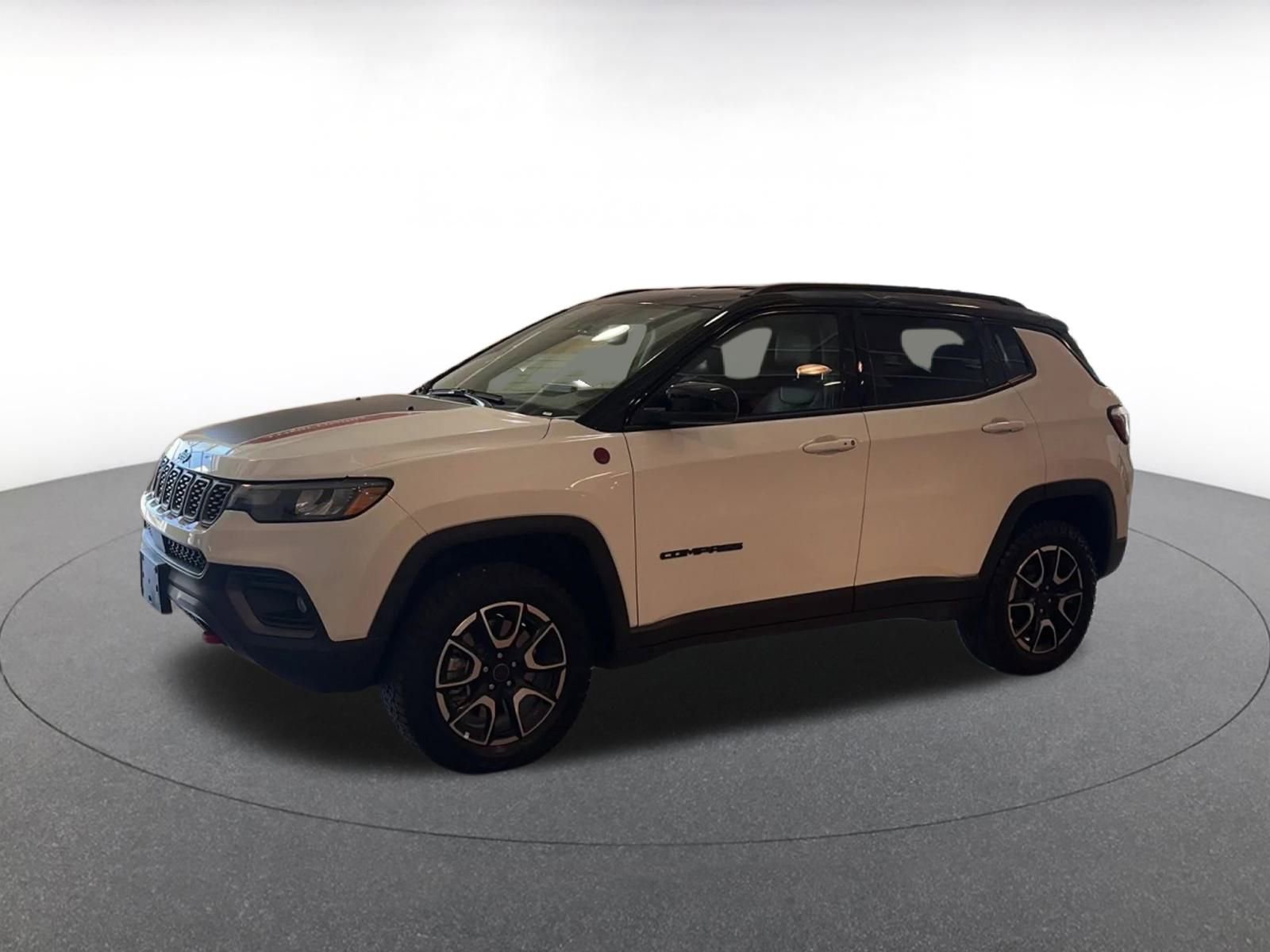 Thumbnail: 2025 Jeep Compass - 8