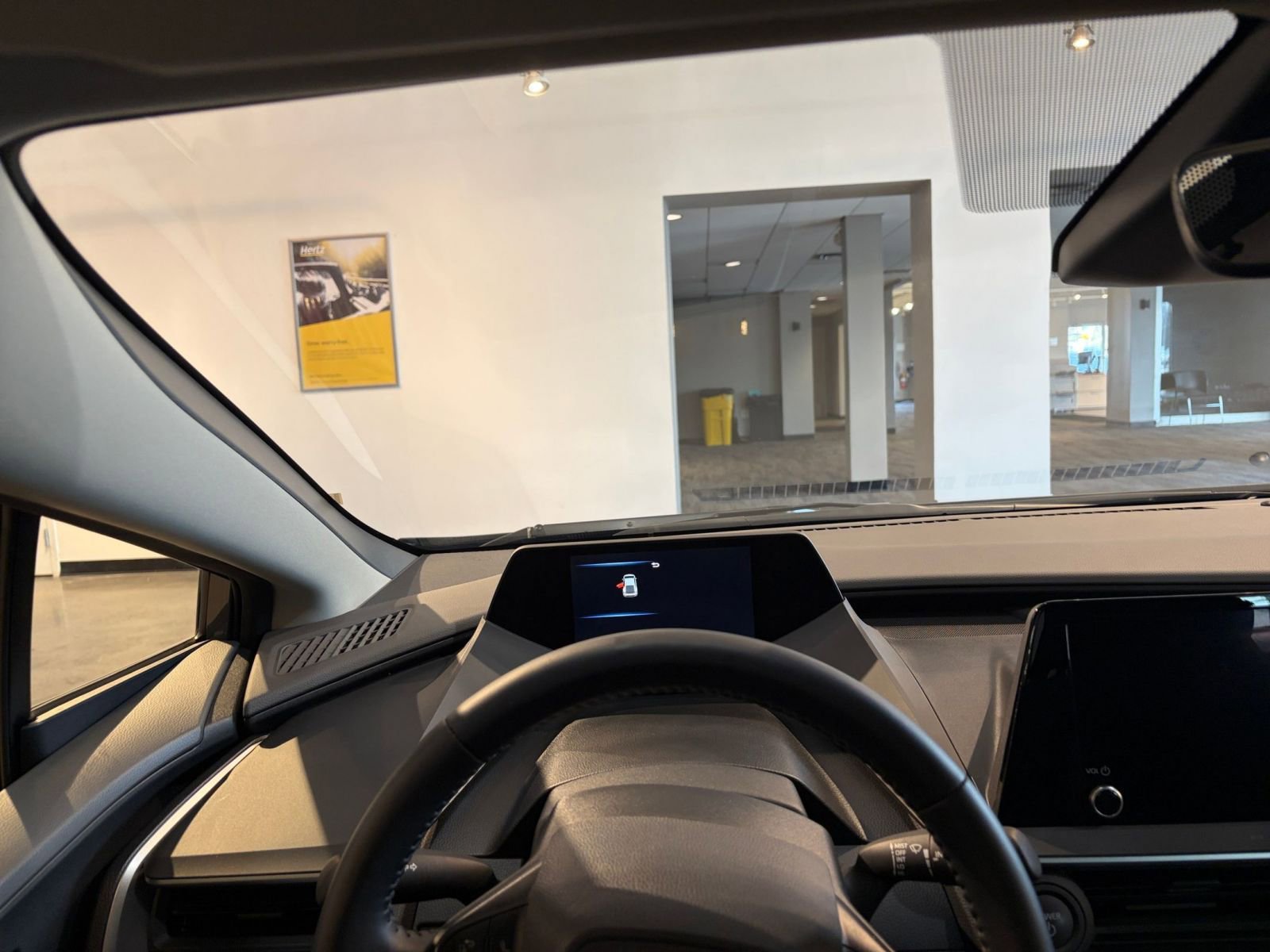 Thumbnail: 2025 Toyota Prius - 33