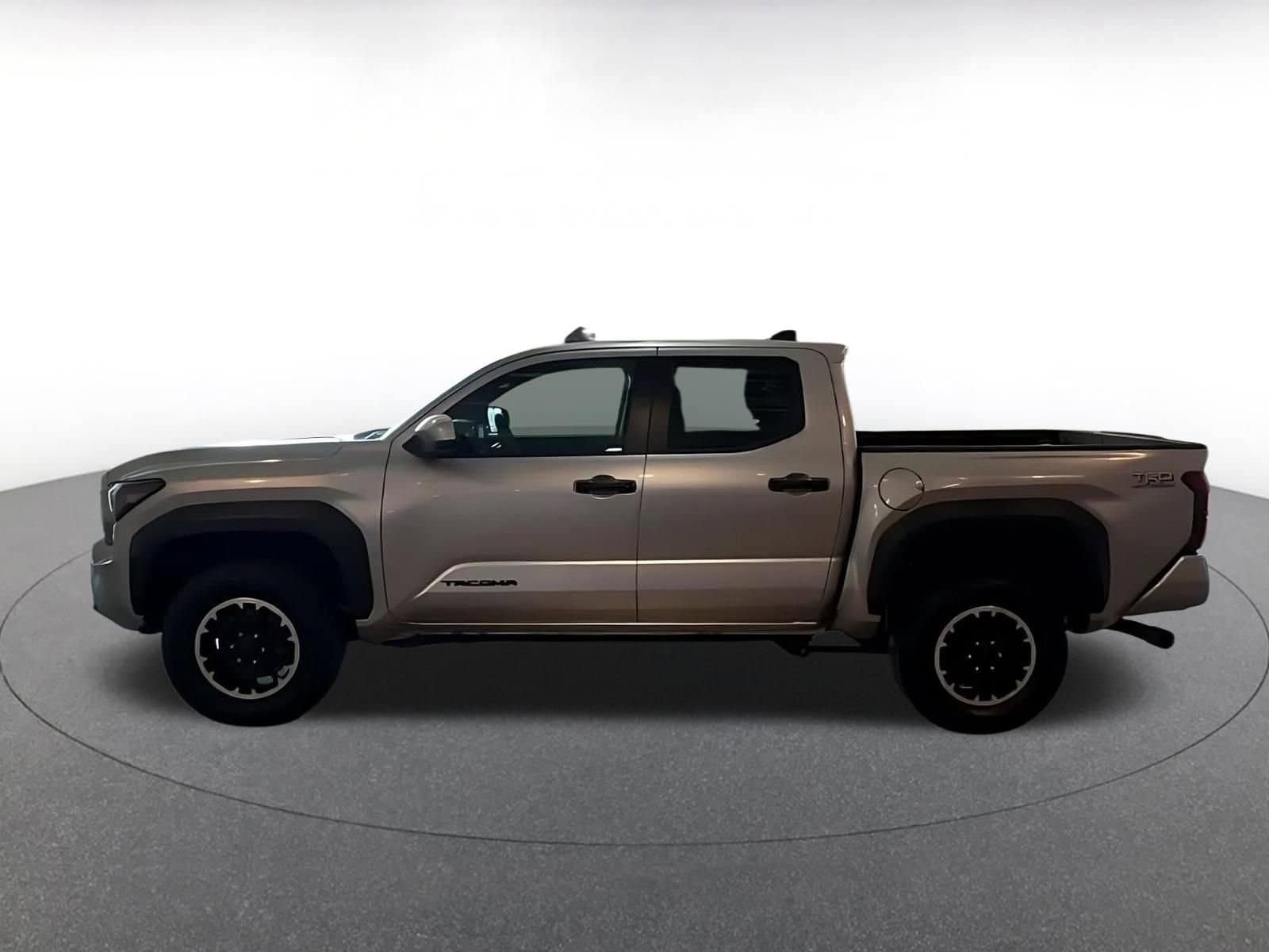 Thumbnail: 2025 Toyota Tacoma - 9