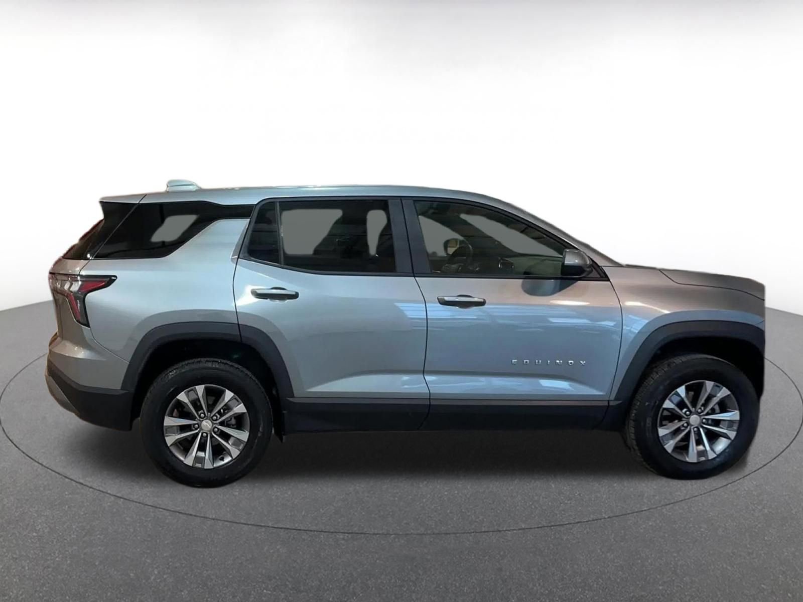 Thumbnail: 2025 Chevrolet Equinox - 15