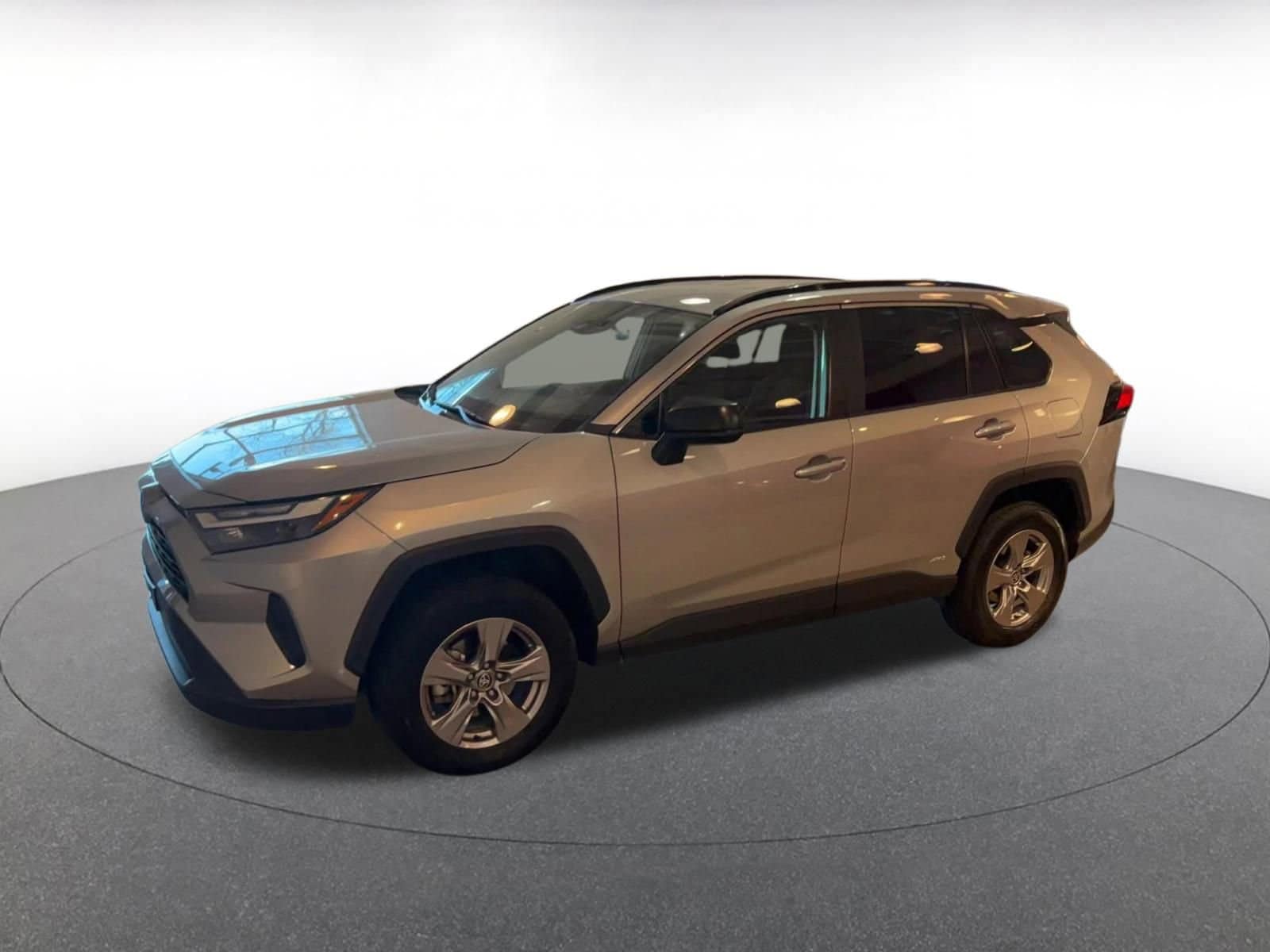 Thumbnail: 2025 Toyota RAV4 - 8