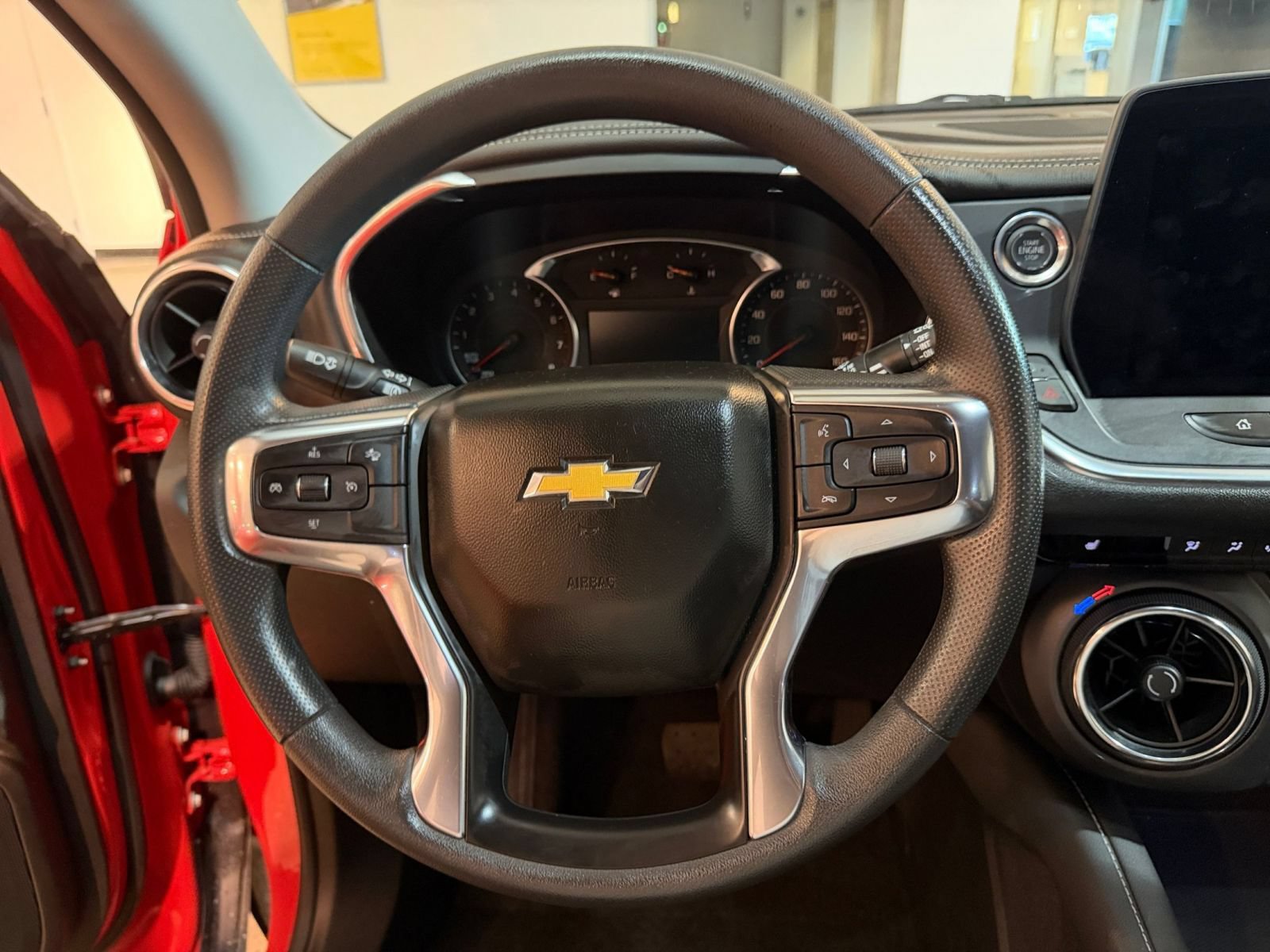 Thumbnail: 2026 Chevrolet Blazer - 28