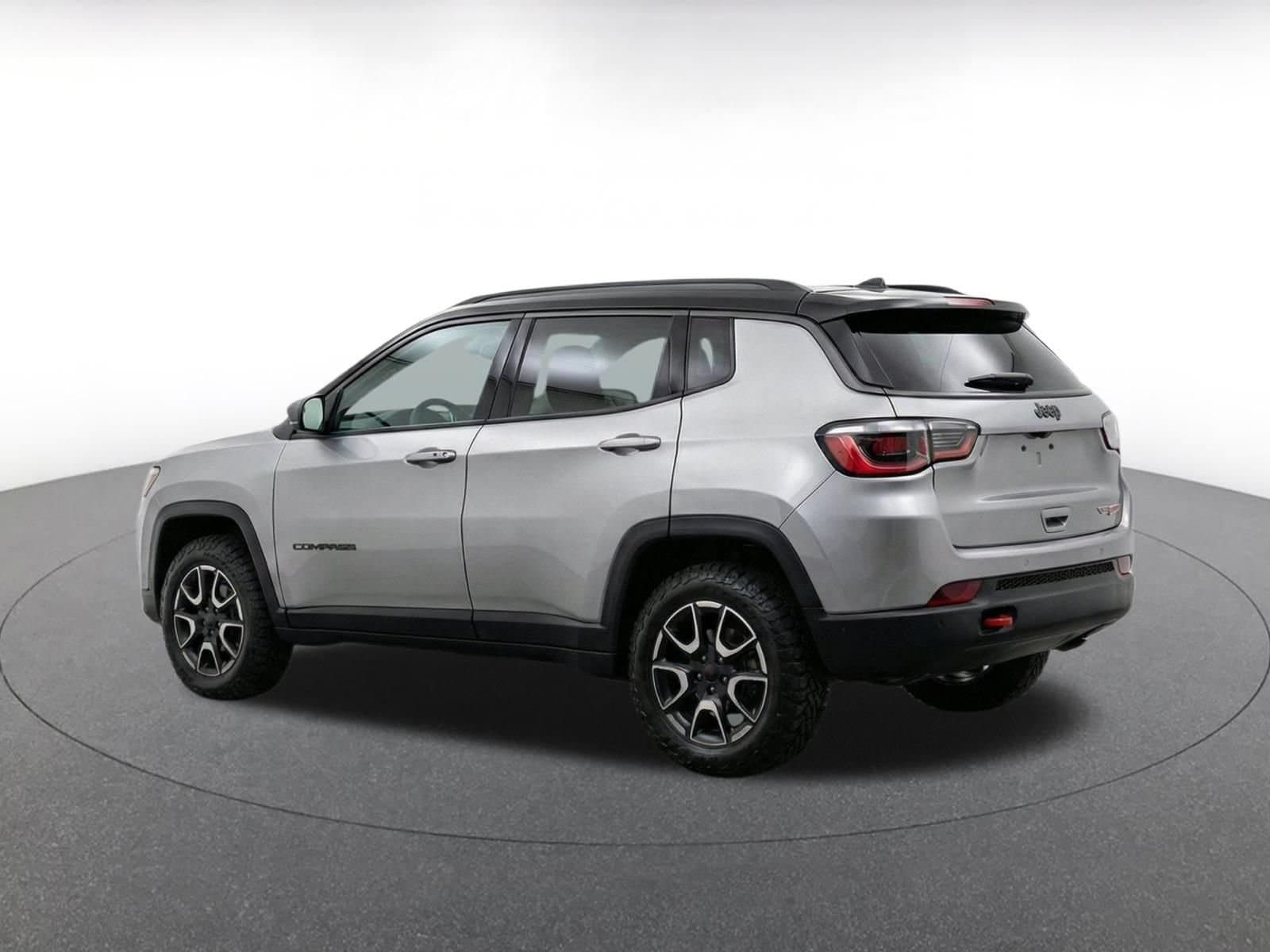 Thumbnail: 2025 Jeep Compass - 7