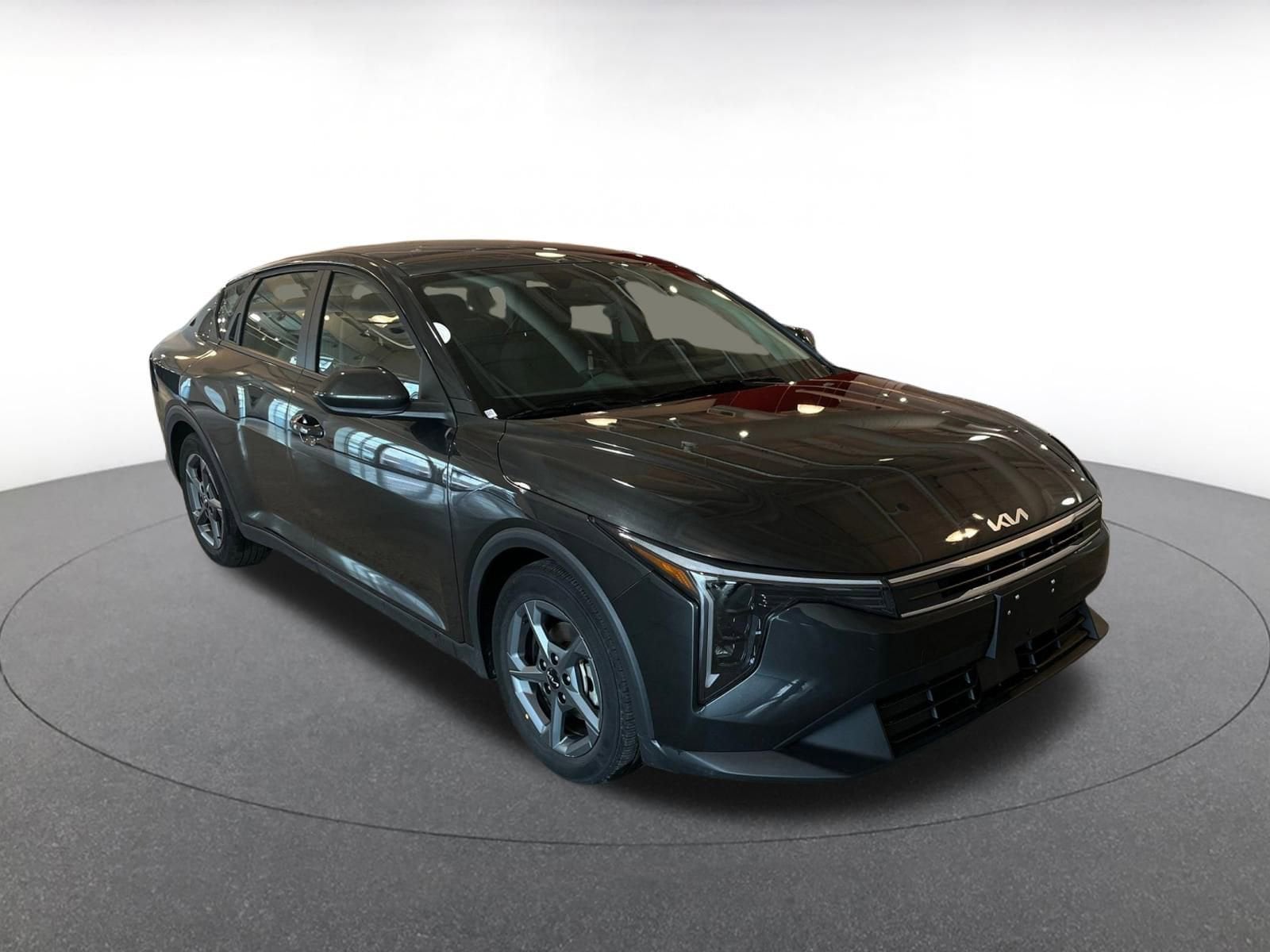 Thumbnail: 2025 Kia K4 - 1