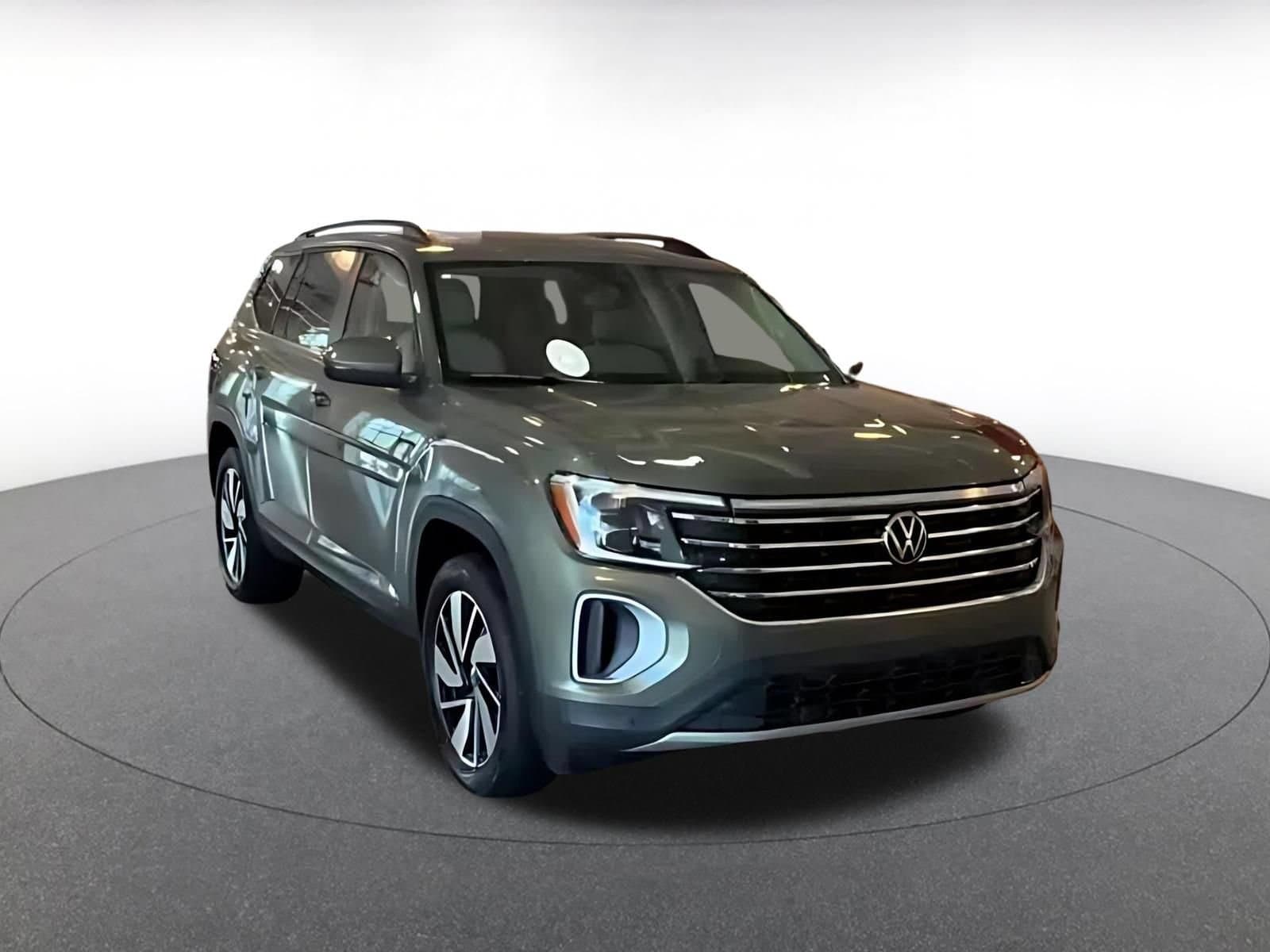 Thumbnail: 2026 Volkswagen Atlas - 3