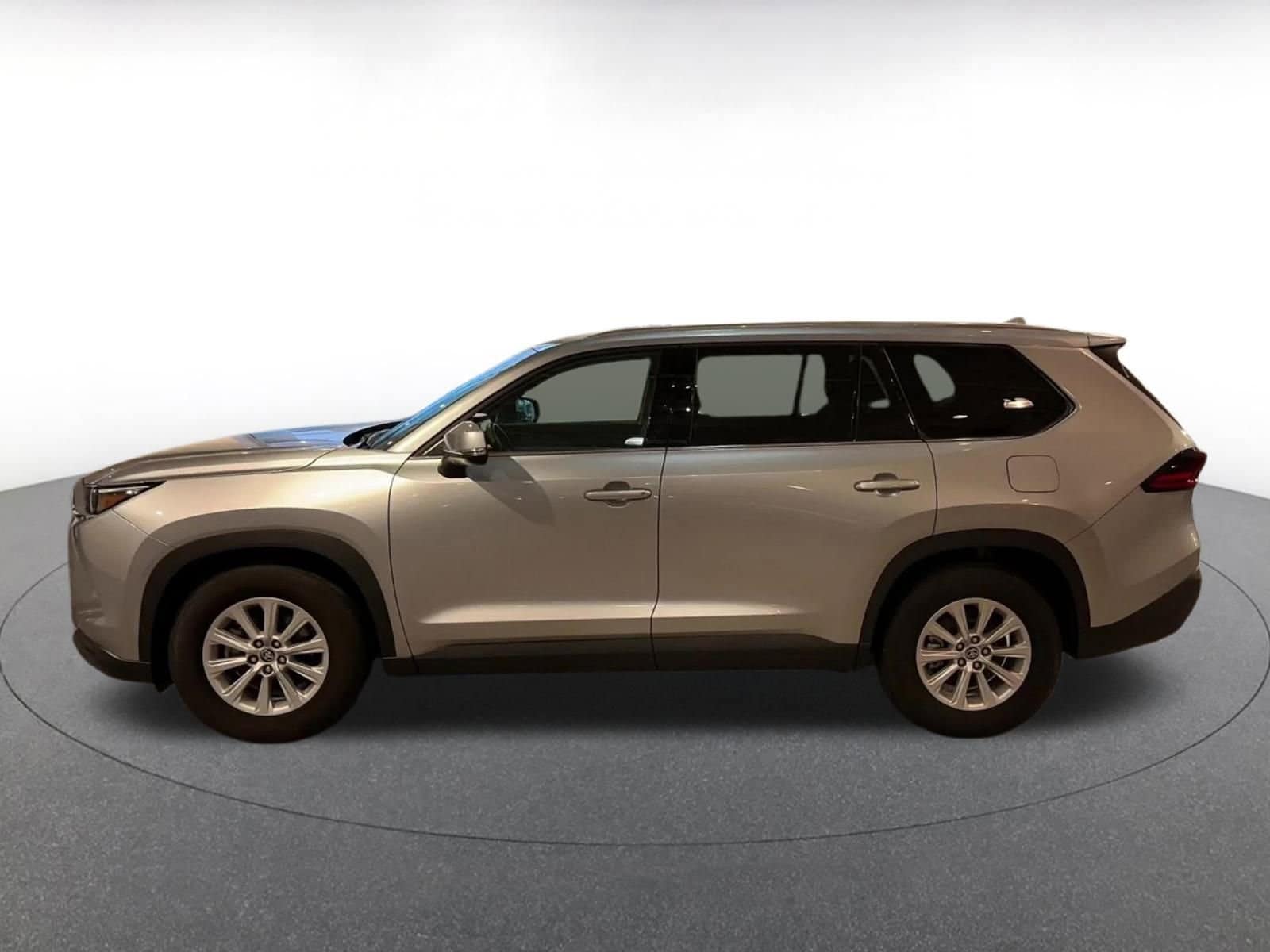 Thumbnail: 2025 Toyota Grand Highlander - 9