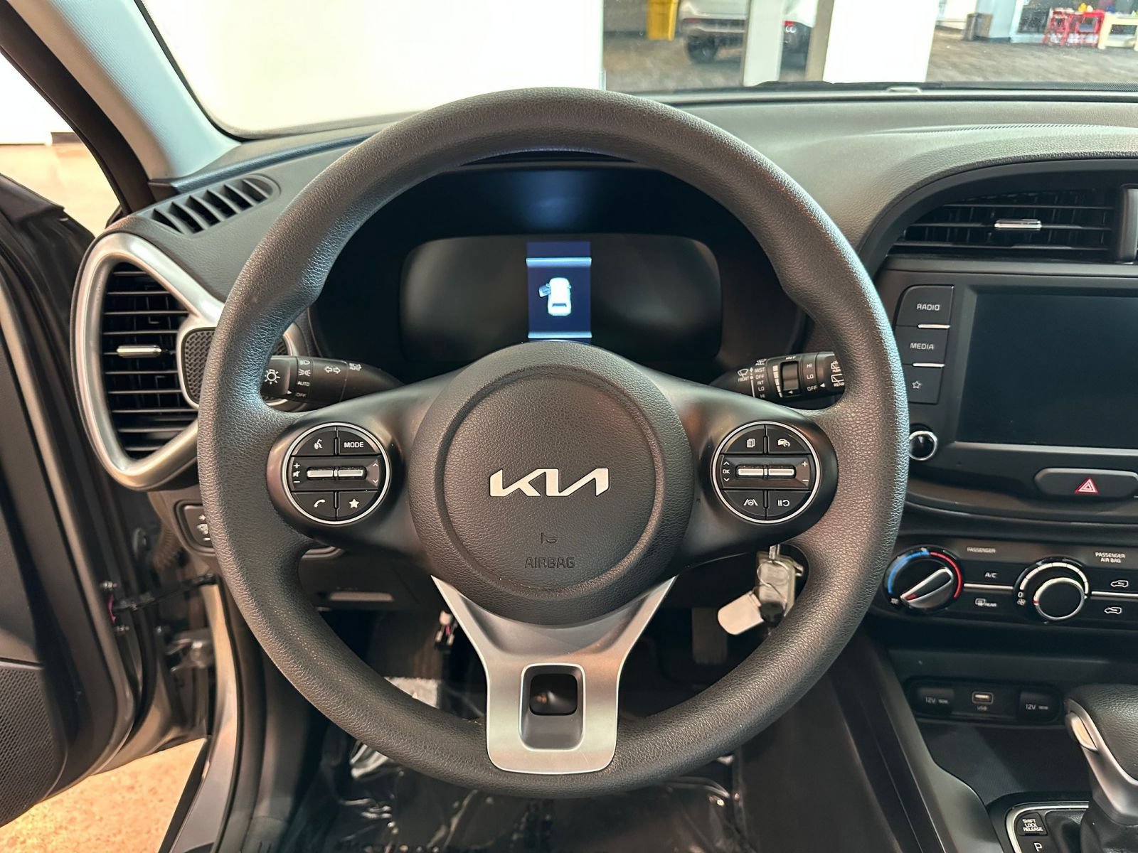 Thumbnail: 2025 Kia Soul - 22