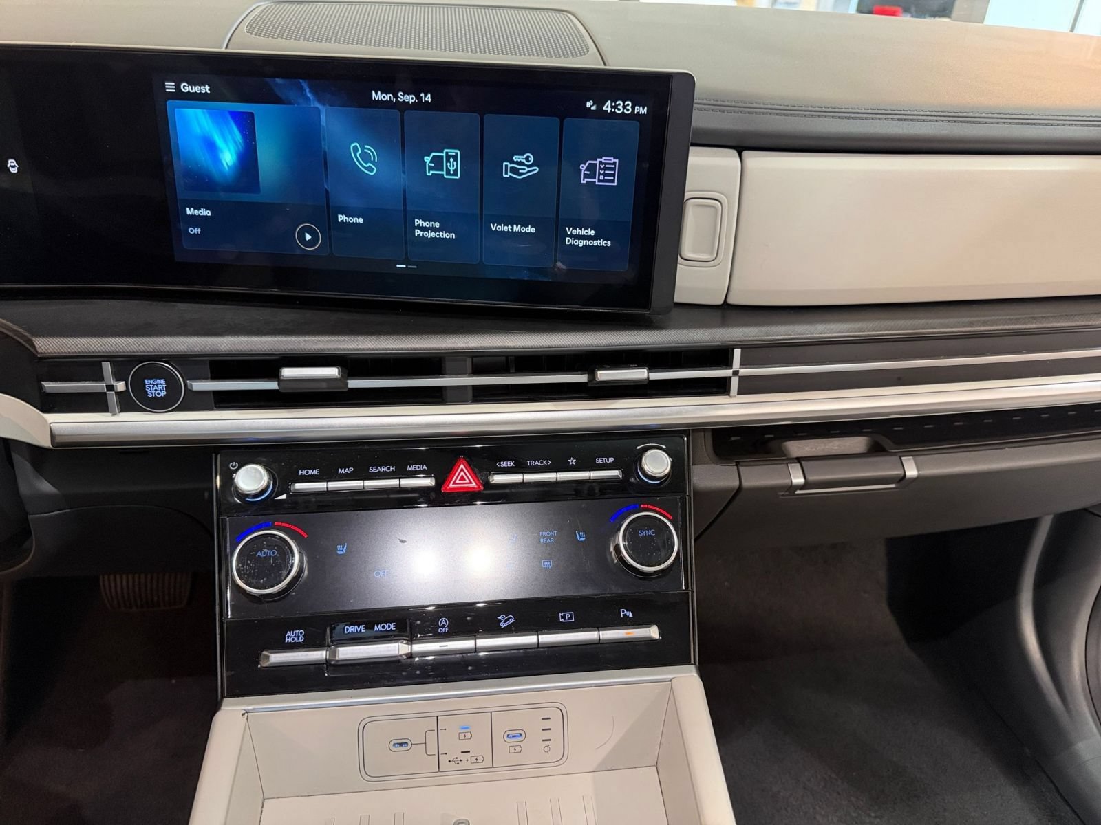 Thumbnail: 2026 Hyundai Santa Fe - 16
