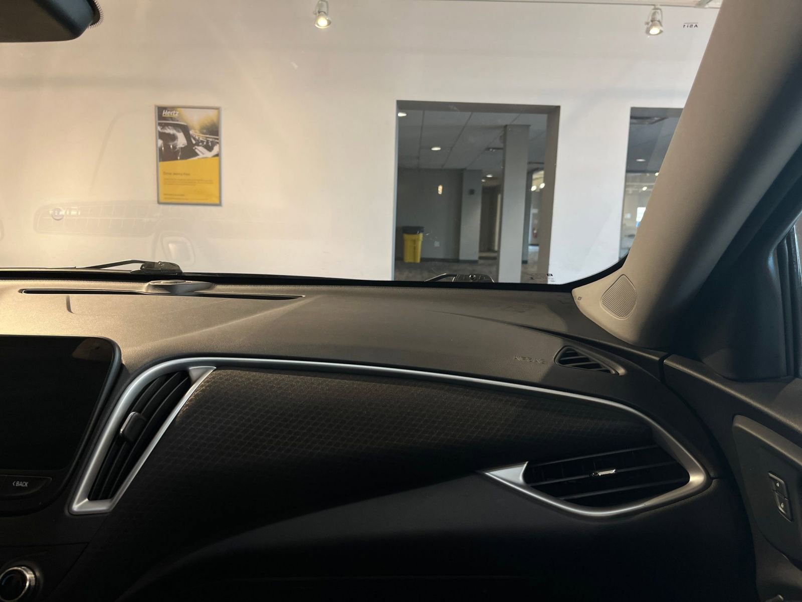 Thumbnail: 2023 Chevrolet Malibu - 35