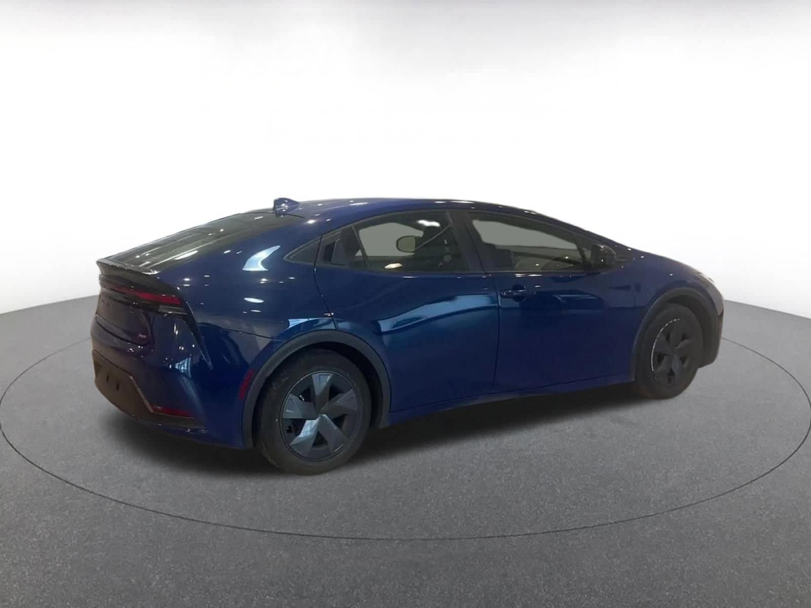 Thumbnail: 2025 Toyota Prius - 15