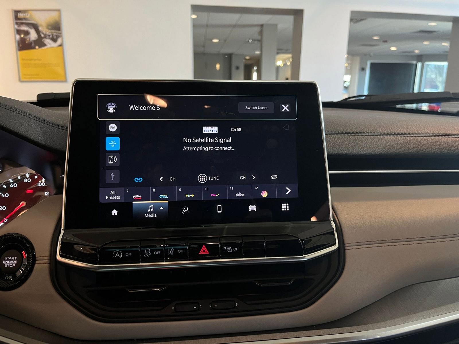 Thumbnail: 2025 Jeep Compass - 20