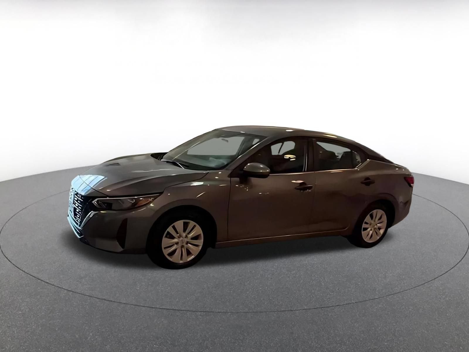Thumbnail: 2025 Nissan Sentra - 4