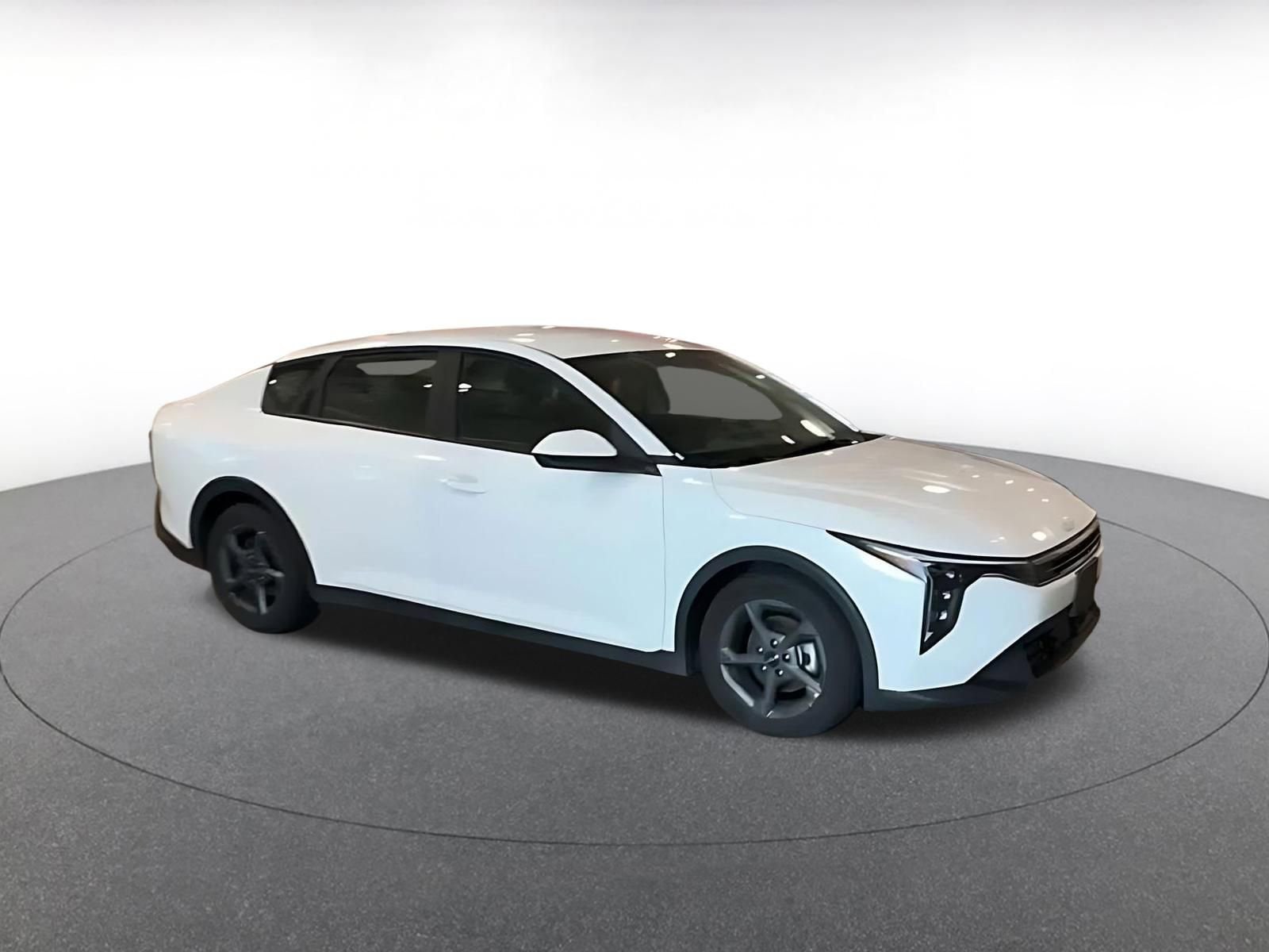 Thumbnail: 2025 Kia K4 - 2